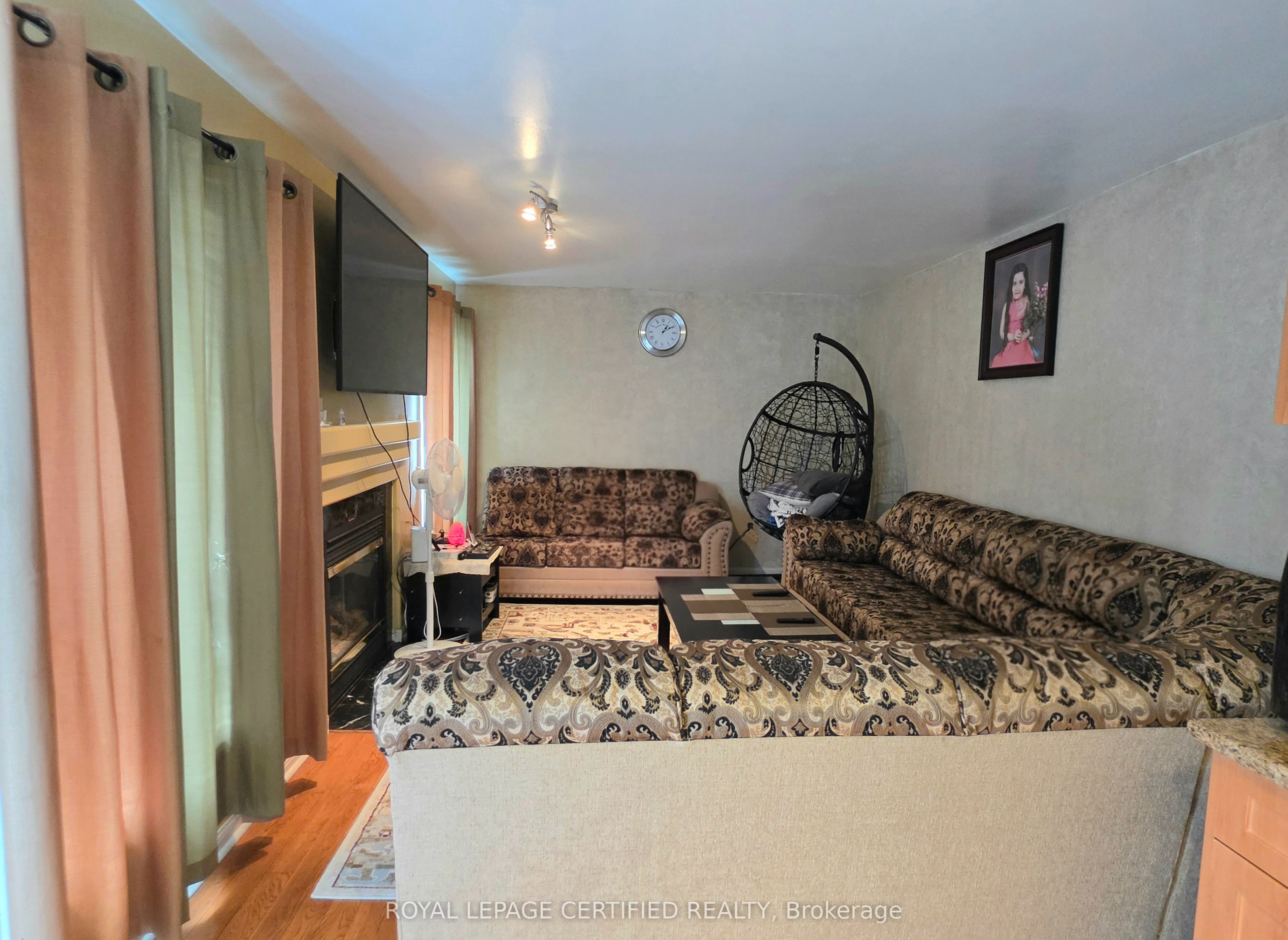 7 Penn Drive Property Photo 5