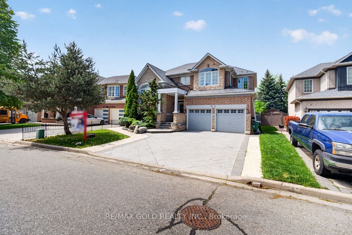61 Whitwell Drive