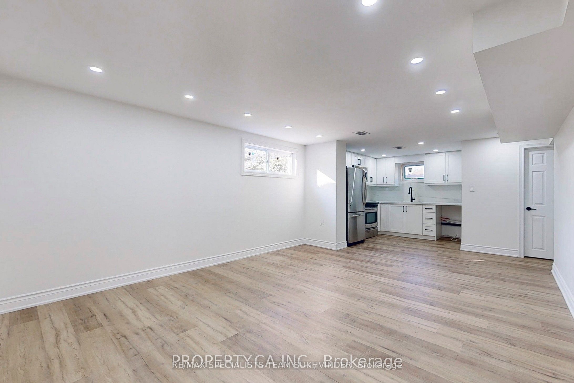 80 Cynthia Road Lower Property Photo 3