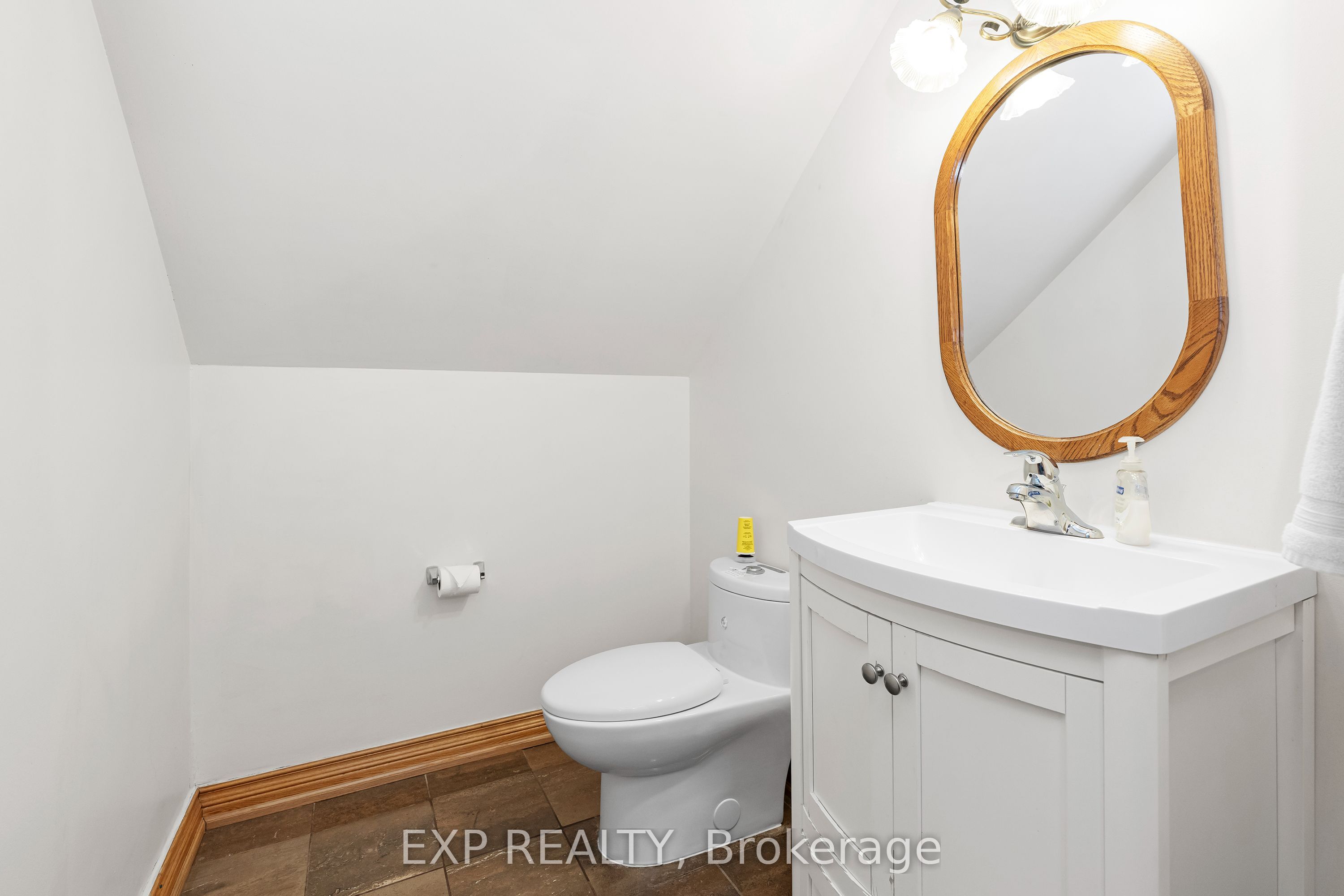 11677 Regional Rd 25 Property Photo 21