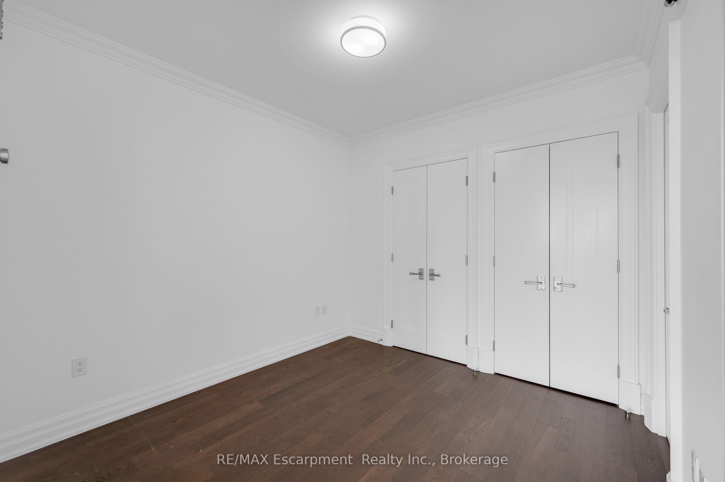 2060 Lakeshore Road 605 Property Photo 21