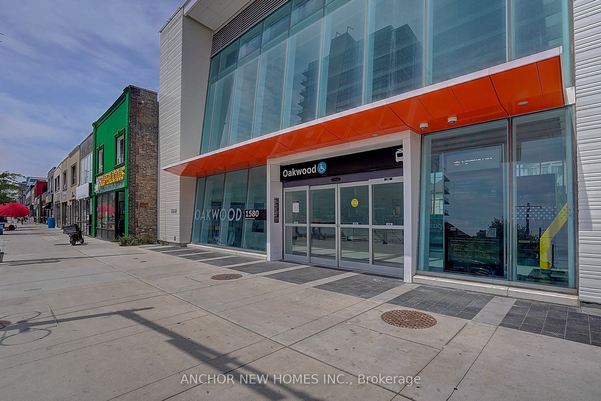 1598 Eglinton Avenue W 2 Property Photo 15