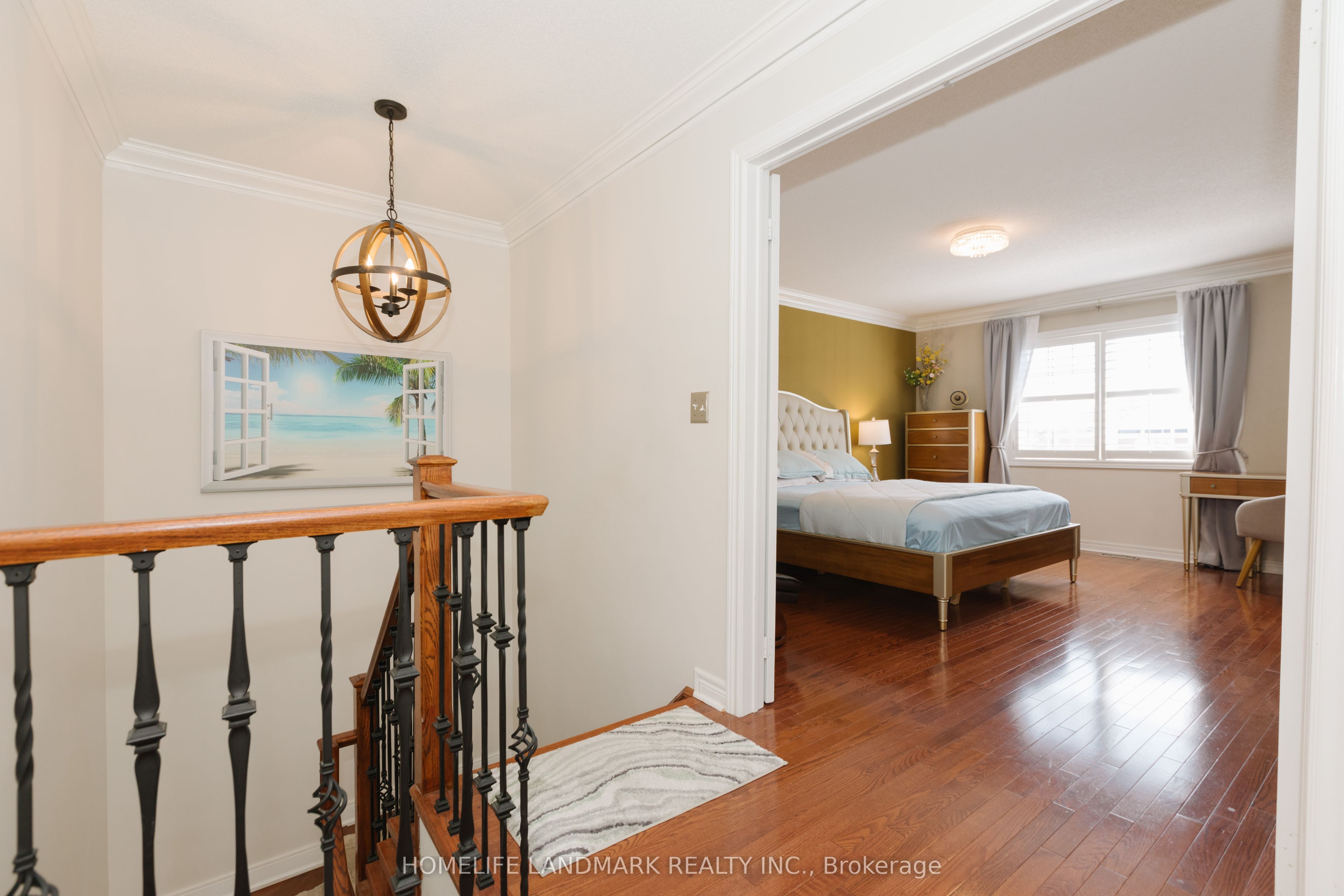 3432 Eglinton Avenue W Property Photo 18