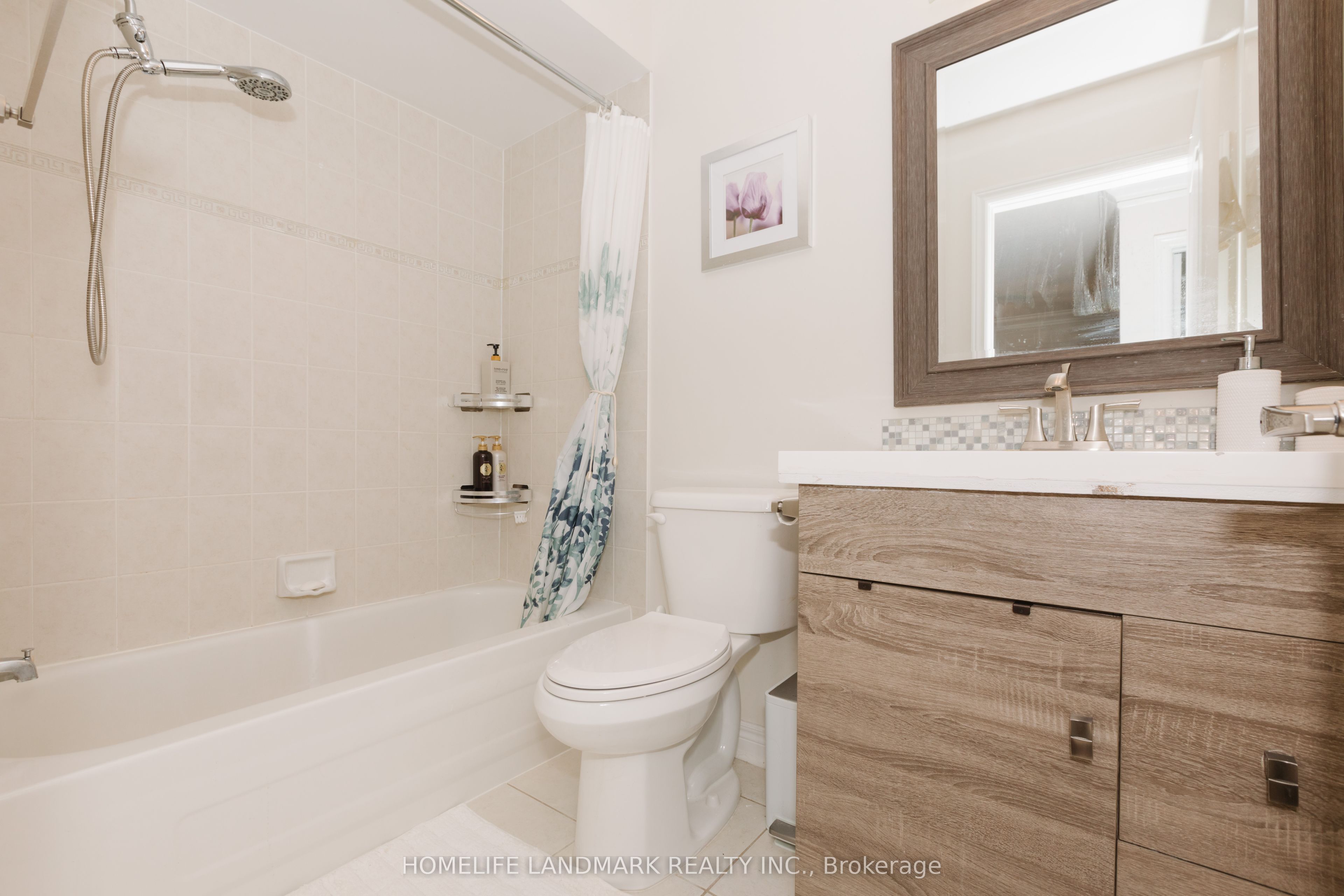 3432 Eglinton Avenue W Property Photo 27