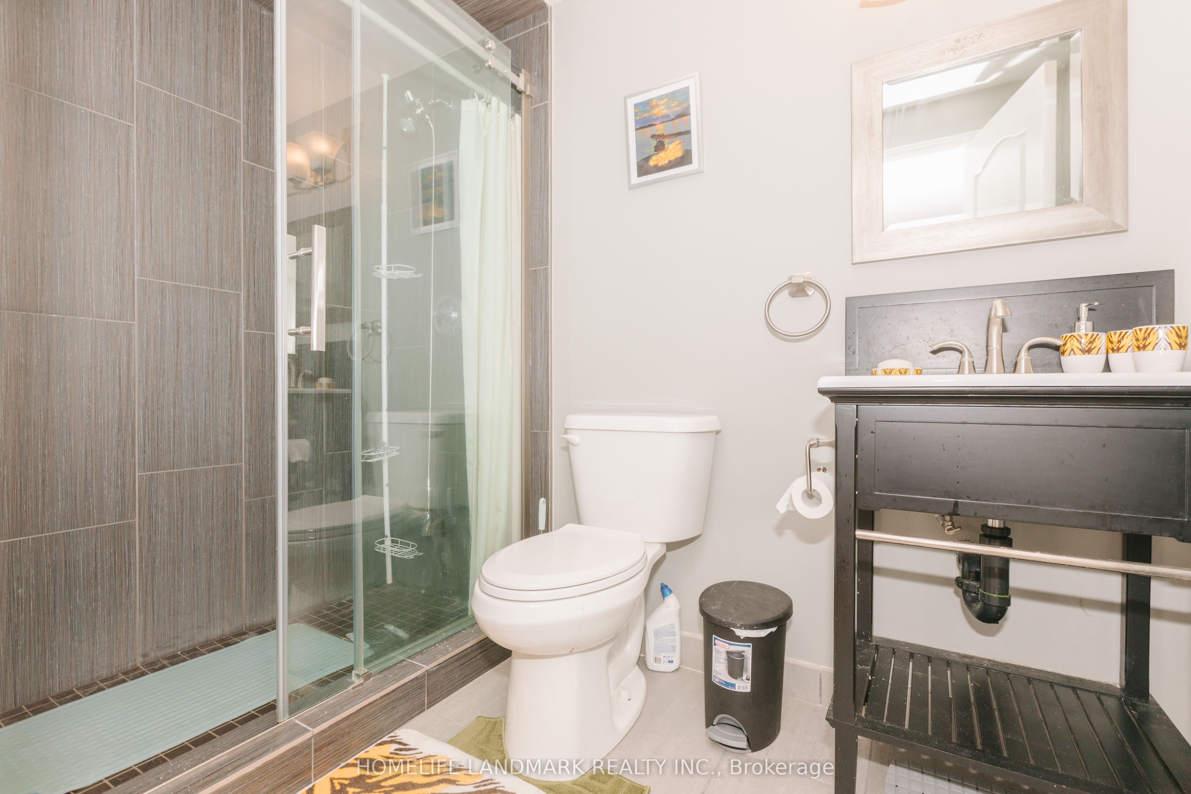 3432 Eglinton Avenue W Property Photo 30