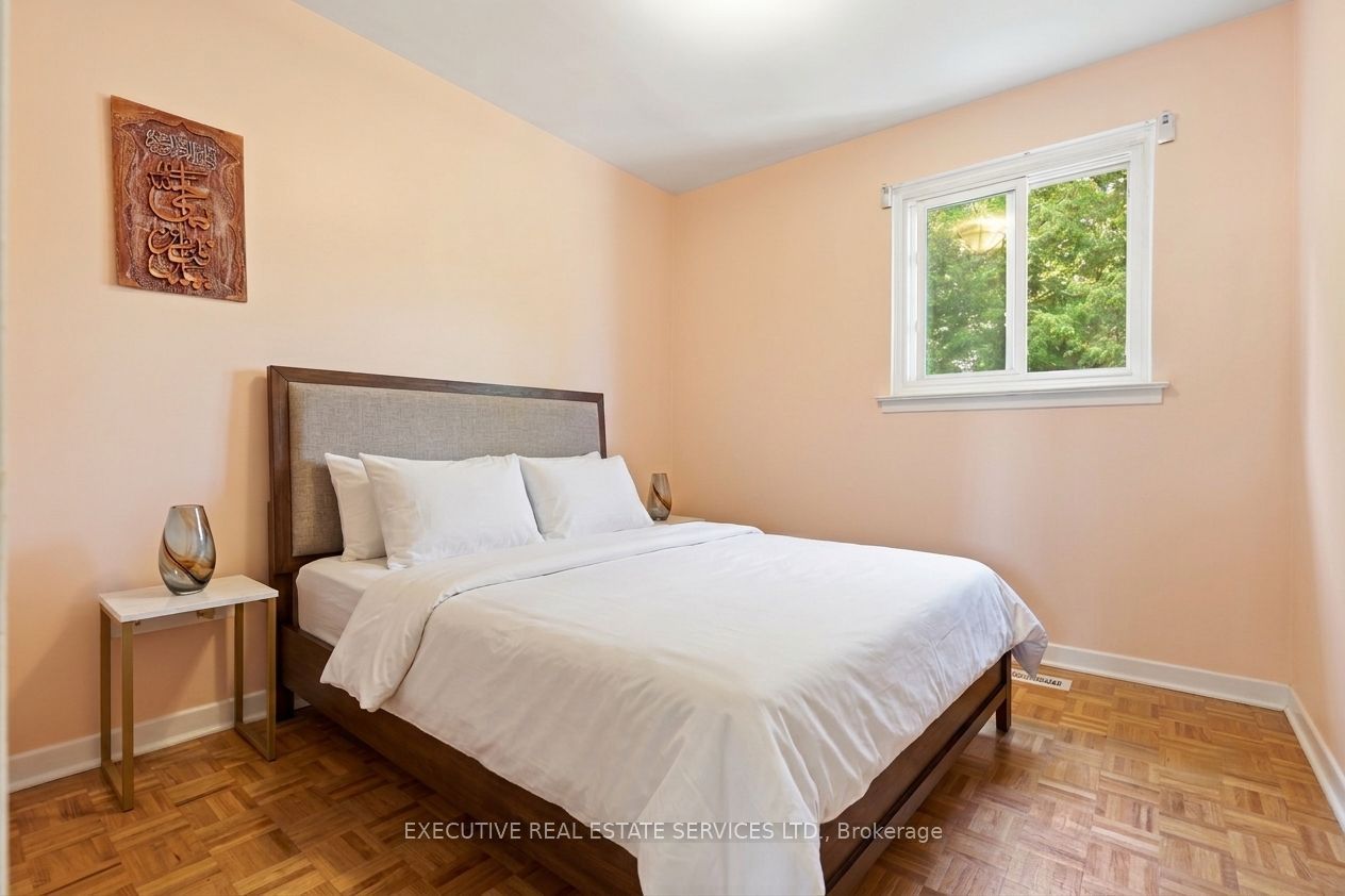 60 Chipwood Crescent Property Photo 10