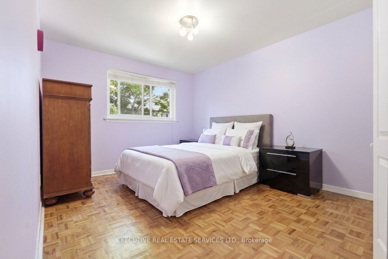 60 Chipwood Crescent Property Photo 12