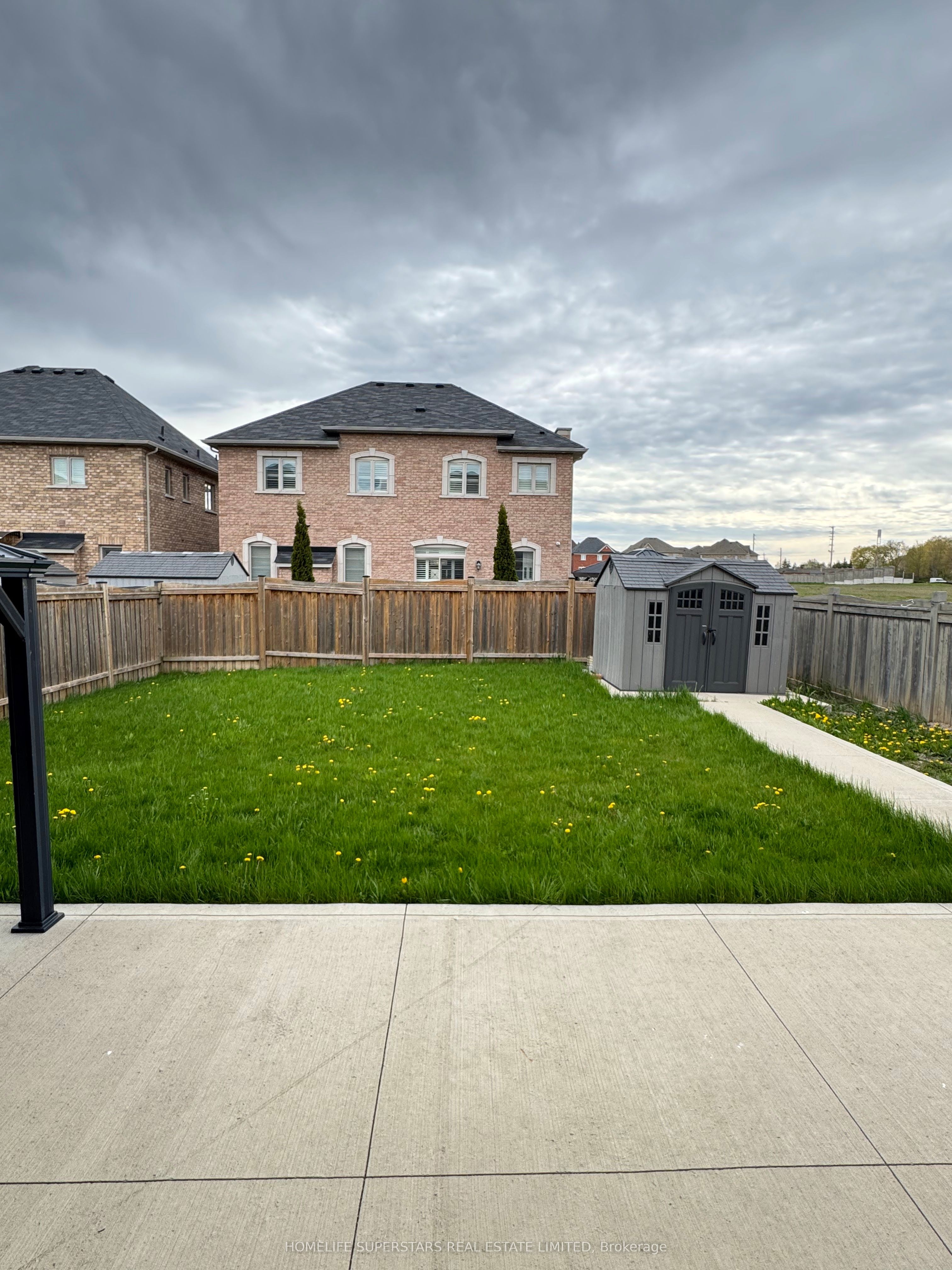126 Martin Byrne Drive Property Photo 4