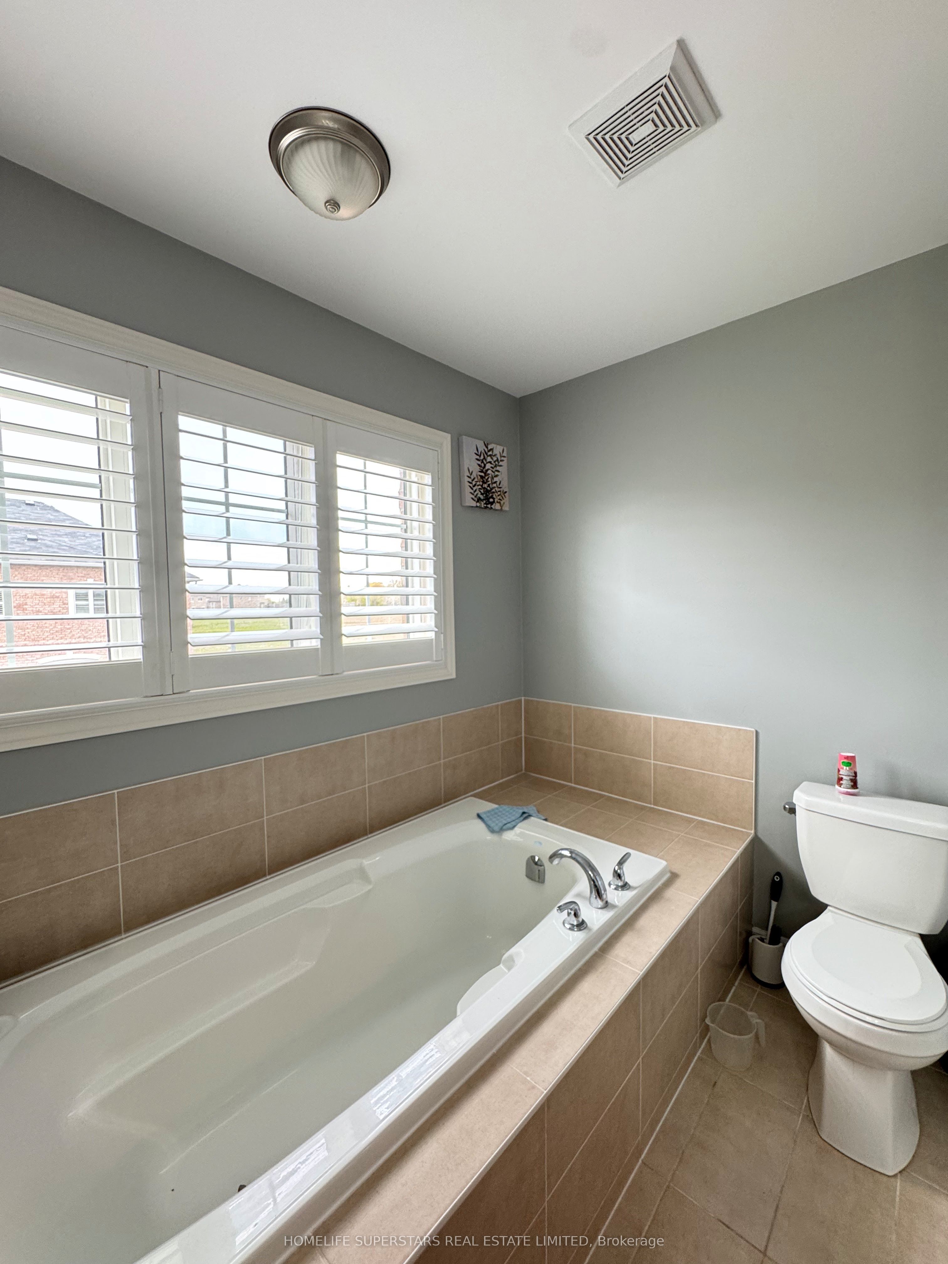 126 Martin Byrne Drive Property Photo 29