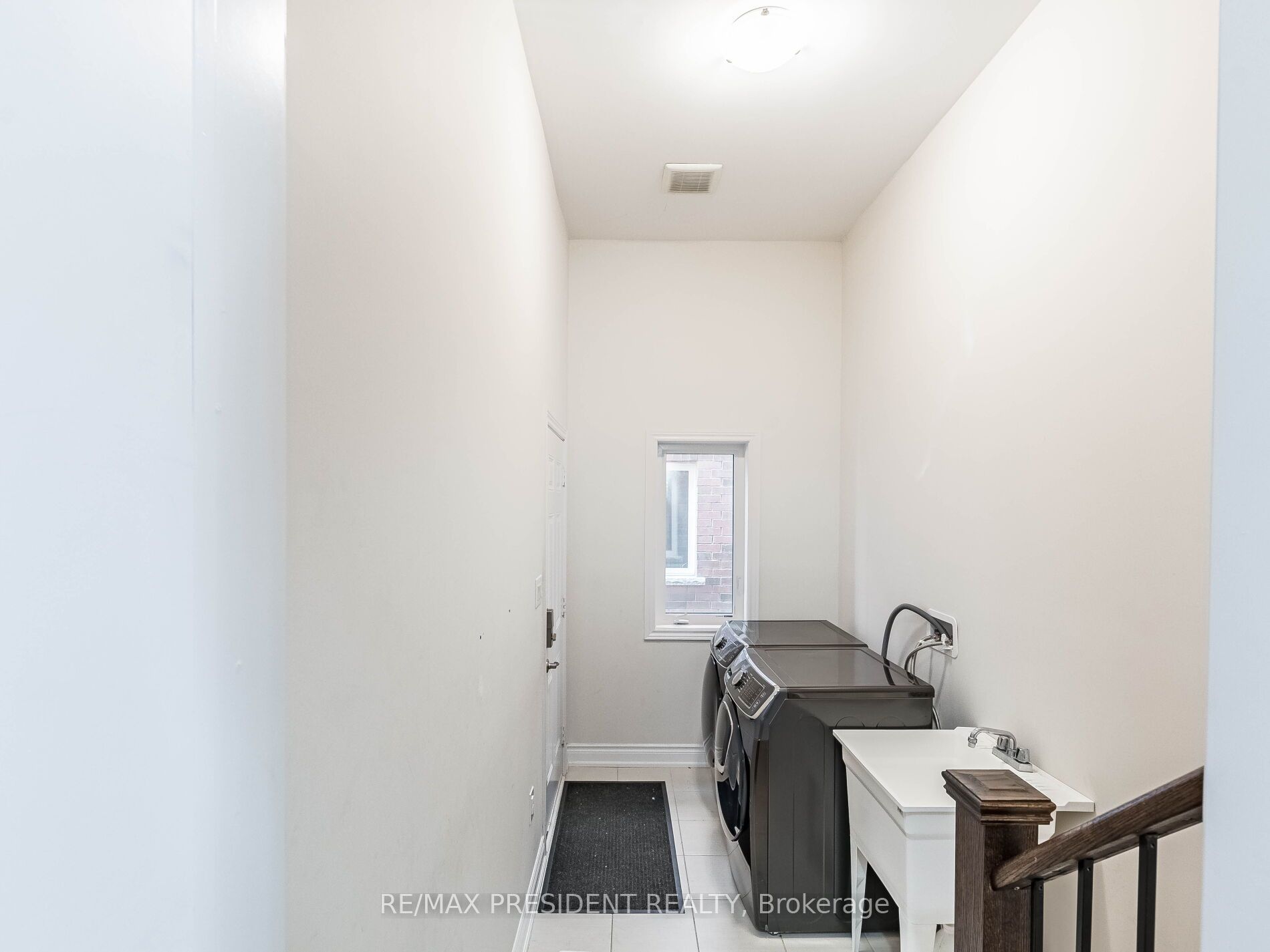 16 Monarch Drive Property Photo 22
