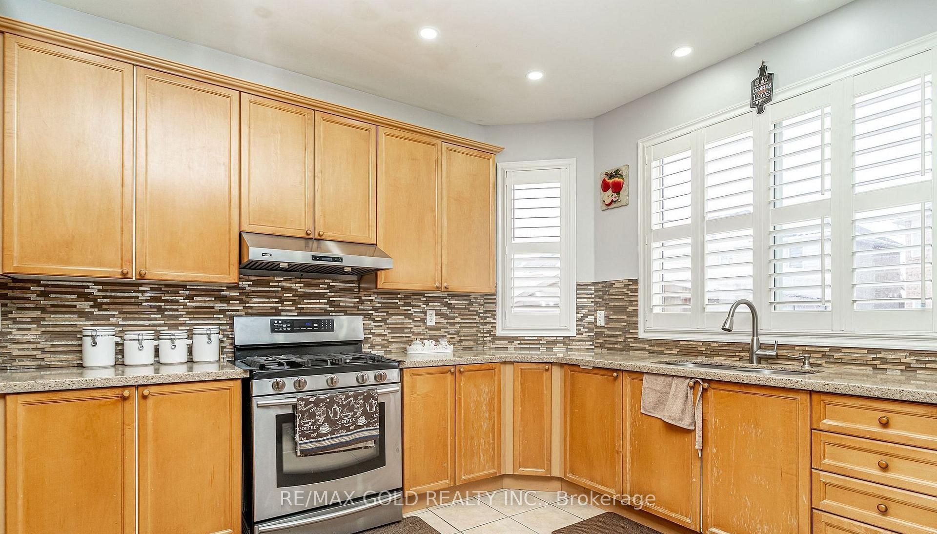 7 Bettey Road Property Photo 16