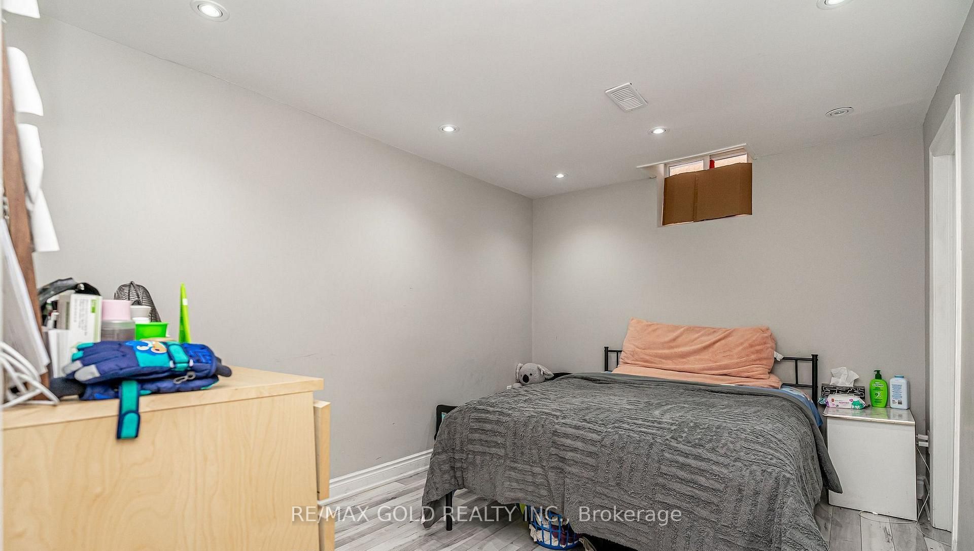 7 Bettey Road Property Photo 40