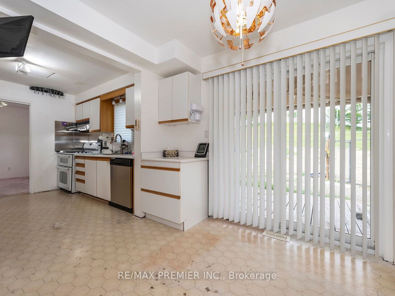 28 Emeline Street Property Photo 9