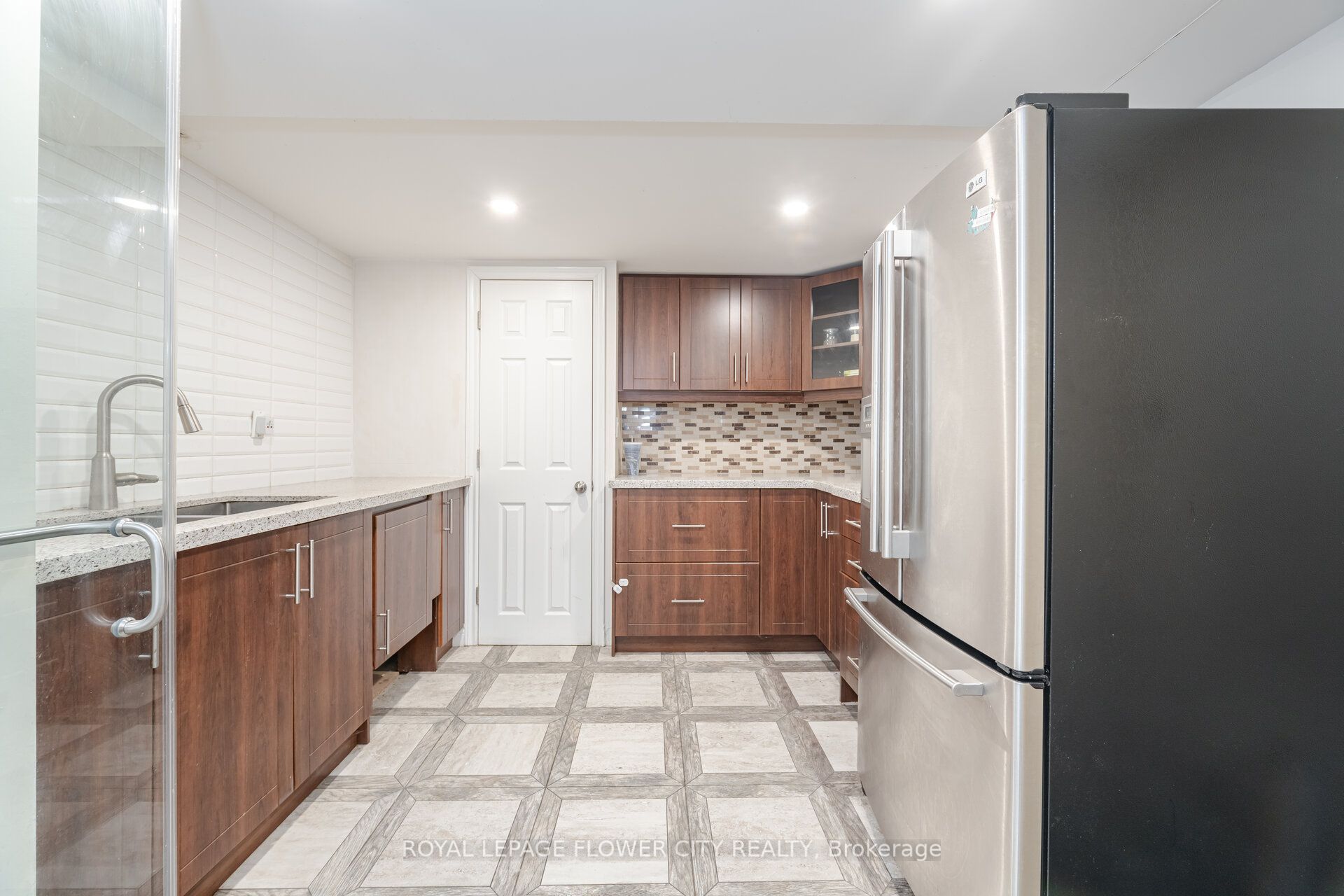 47 Burgby Avenue Property Photo 45