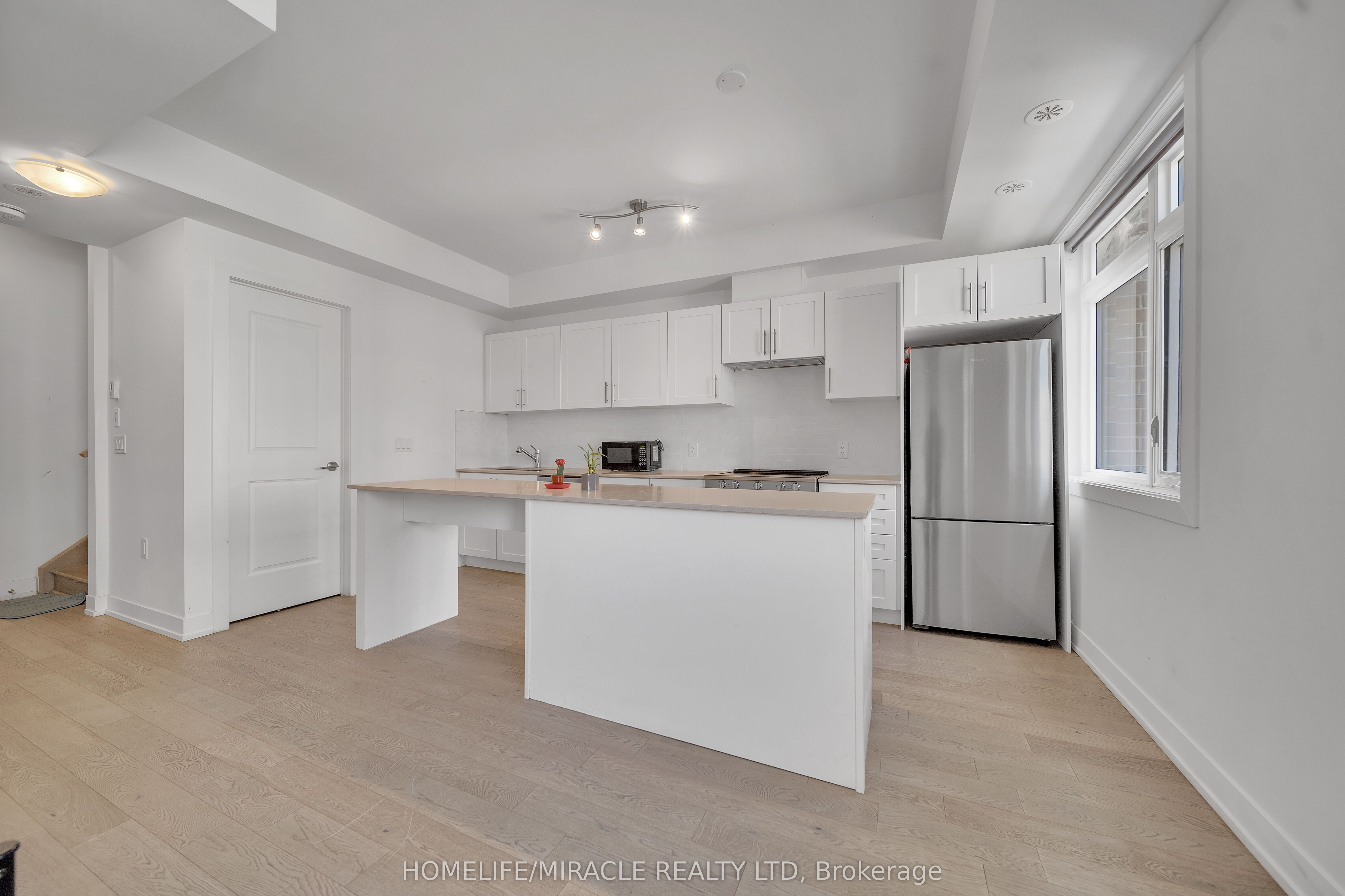 1062 Douglas Mccurdy N 230 Property Photo 16