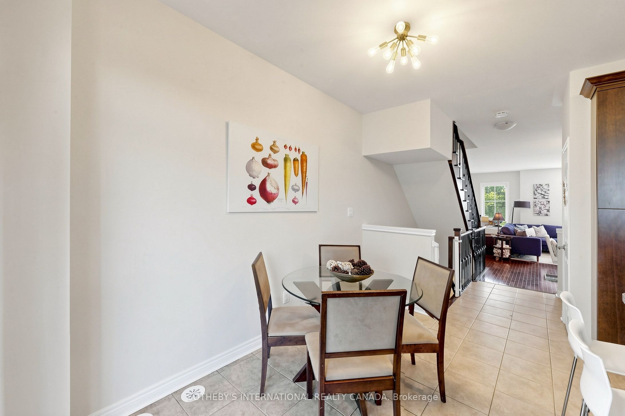38 Cedar Lake Crescent Property Photo 15