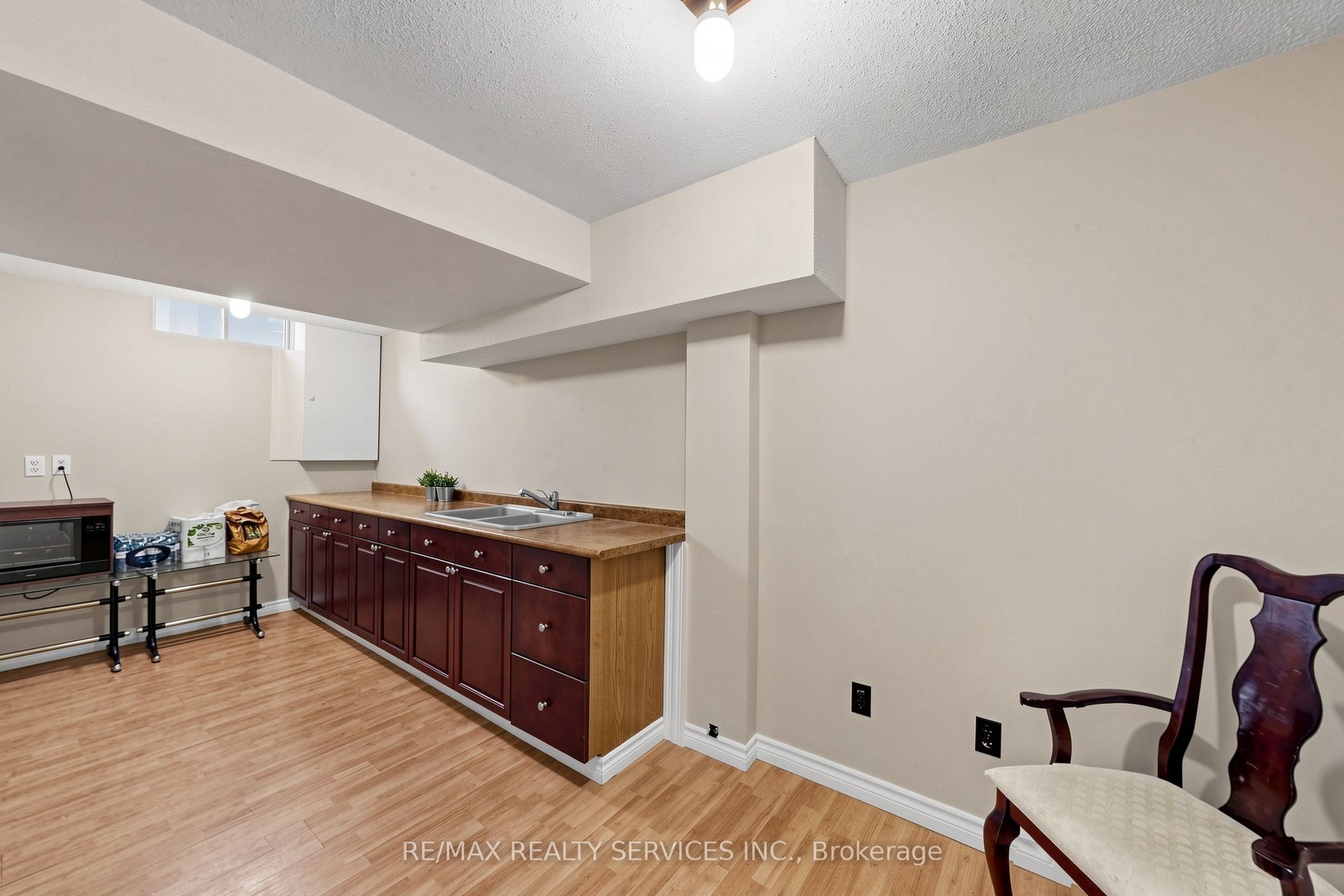 34 Granby Court Property Photo 43