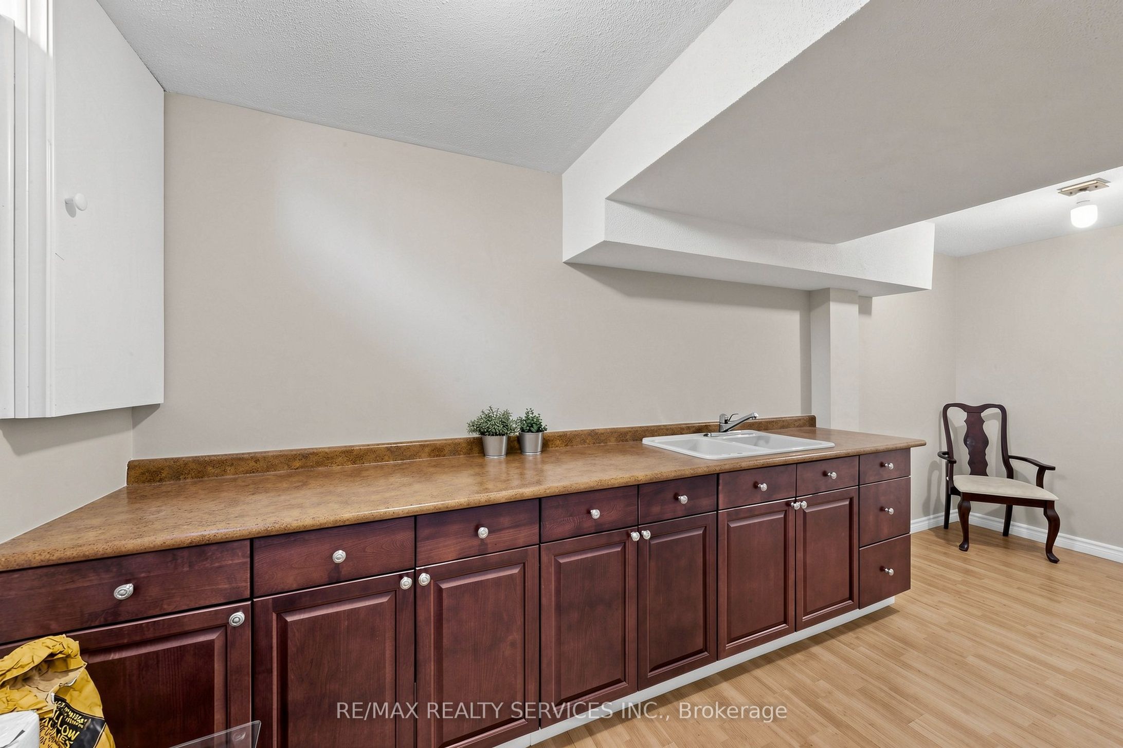 34 Granby Court Property Photo 44