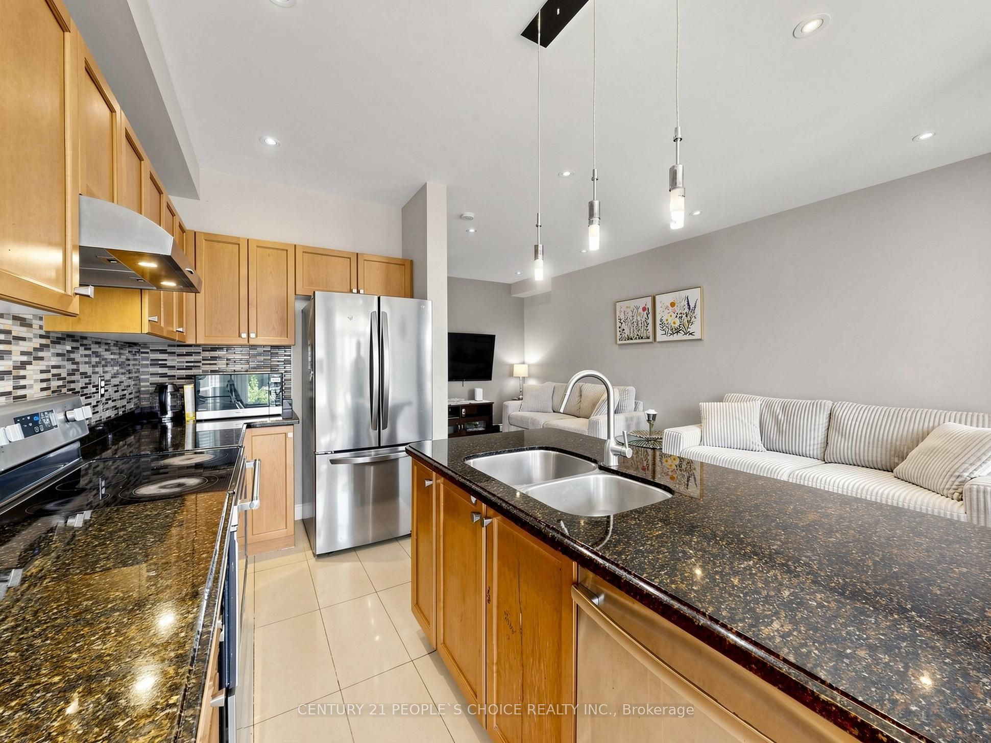 828 Khan Crescent Property Photo 15