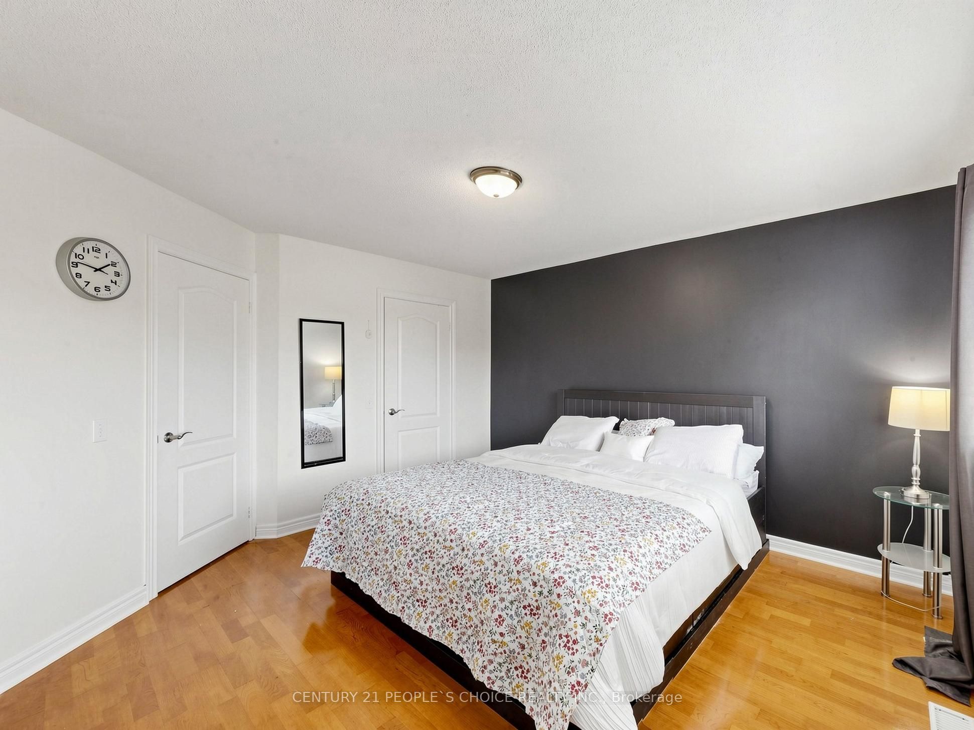 828 Khan Crescent Property Photo 28