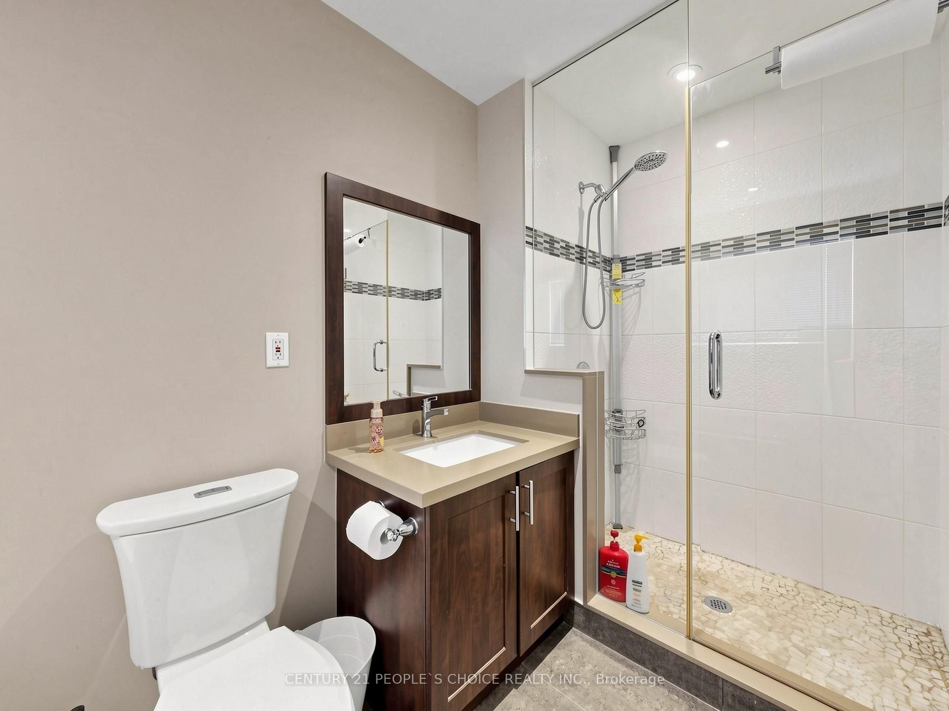 828 Khan Crescent Property Photo 31