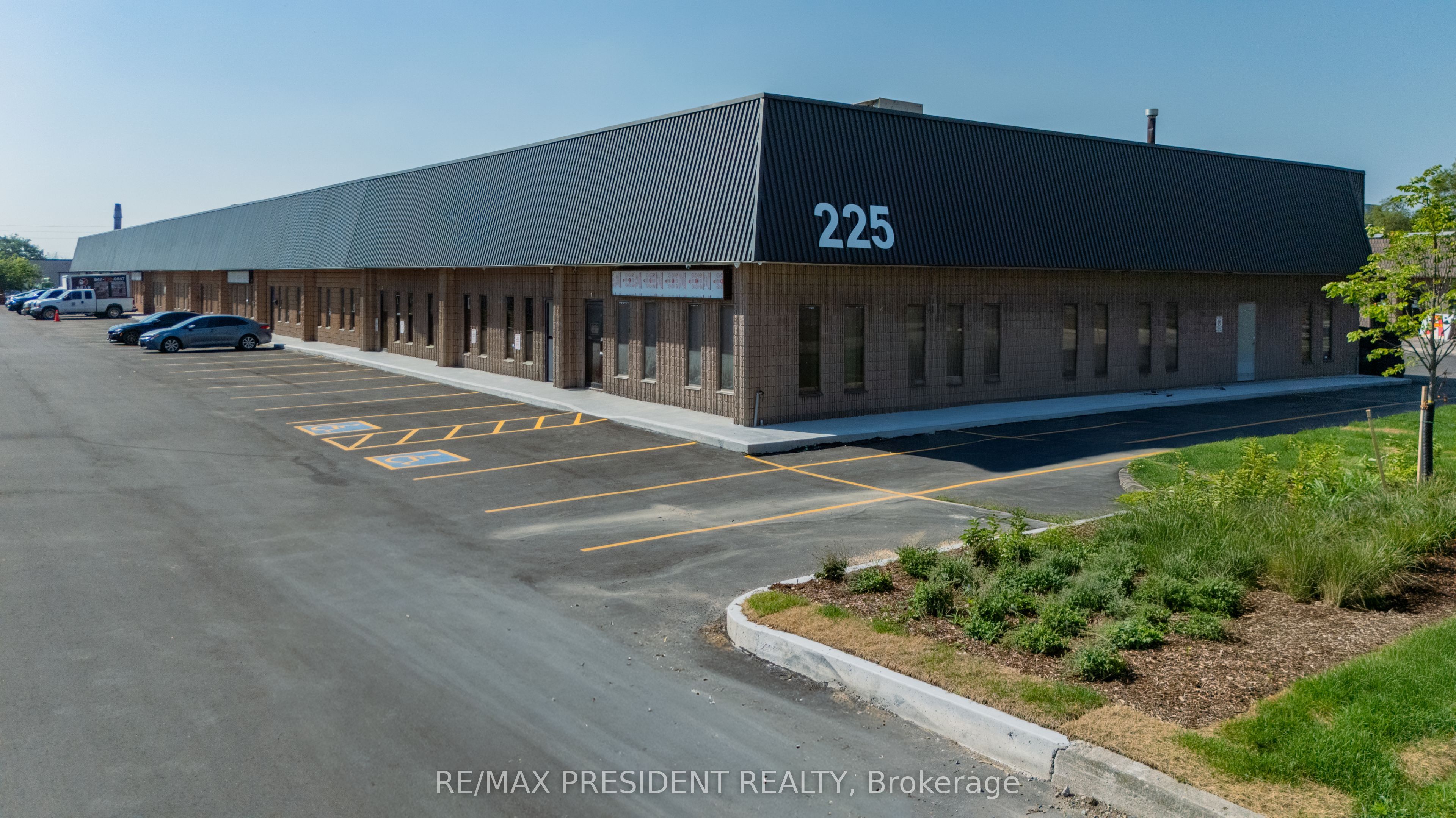 225 Advance Boulevard 4 & 5 Property Photo 2