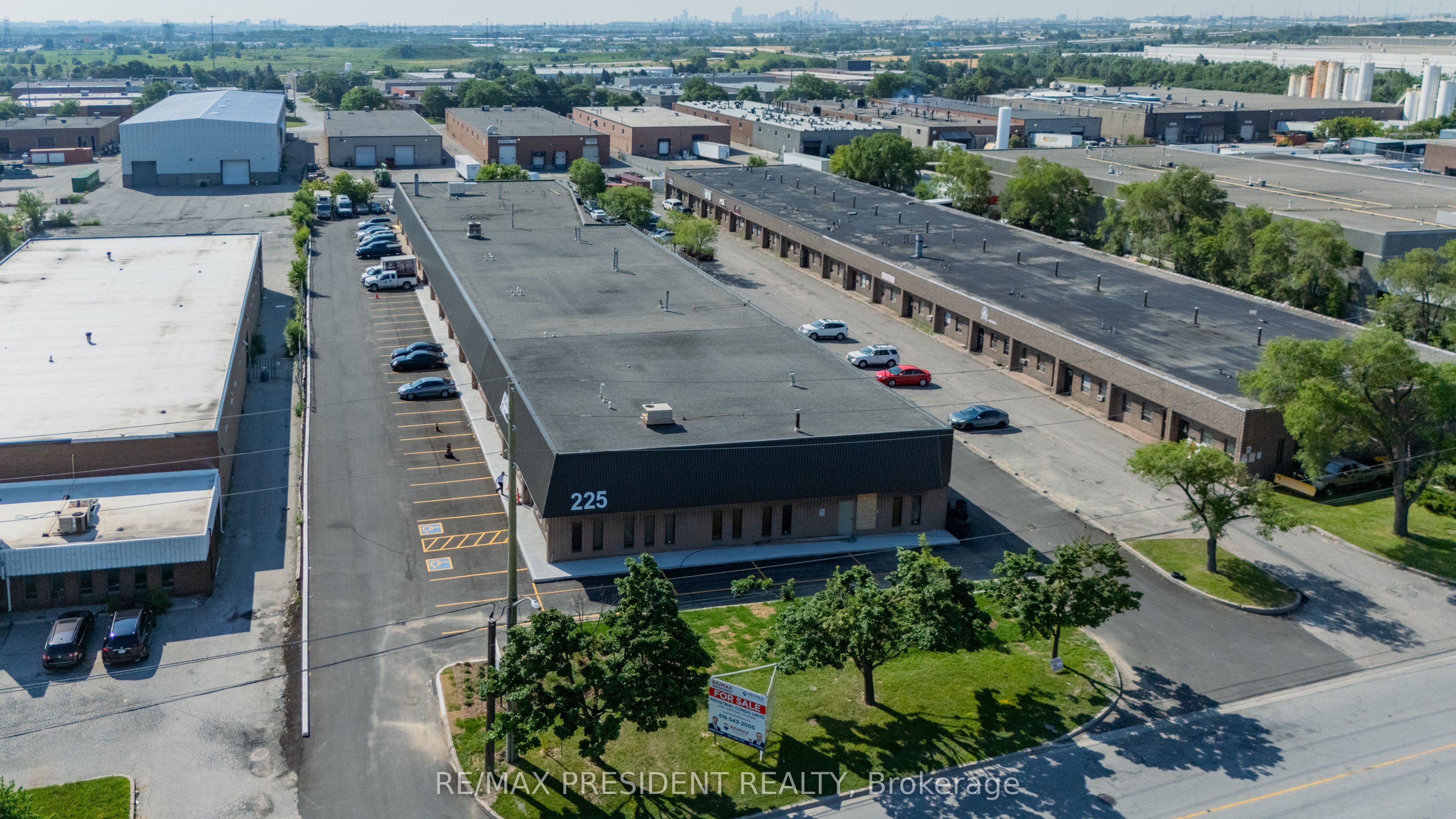 225 Advance Boulevard 4 & 5 Property Photo 4