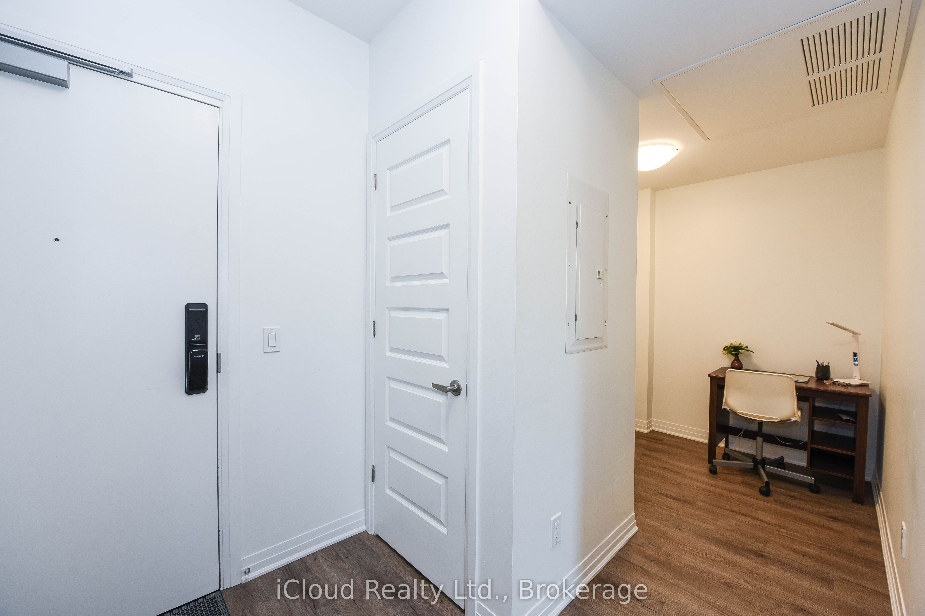 95 Dundas Street 004 Property Photo 40