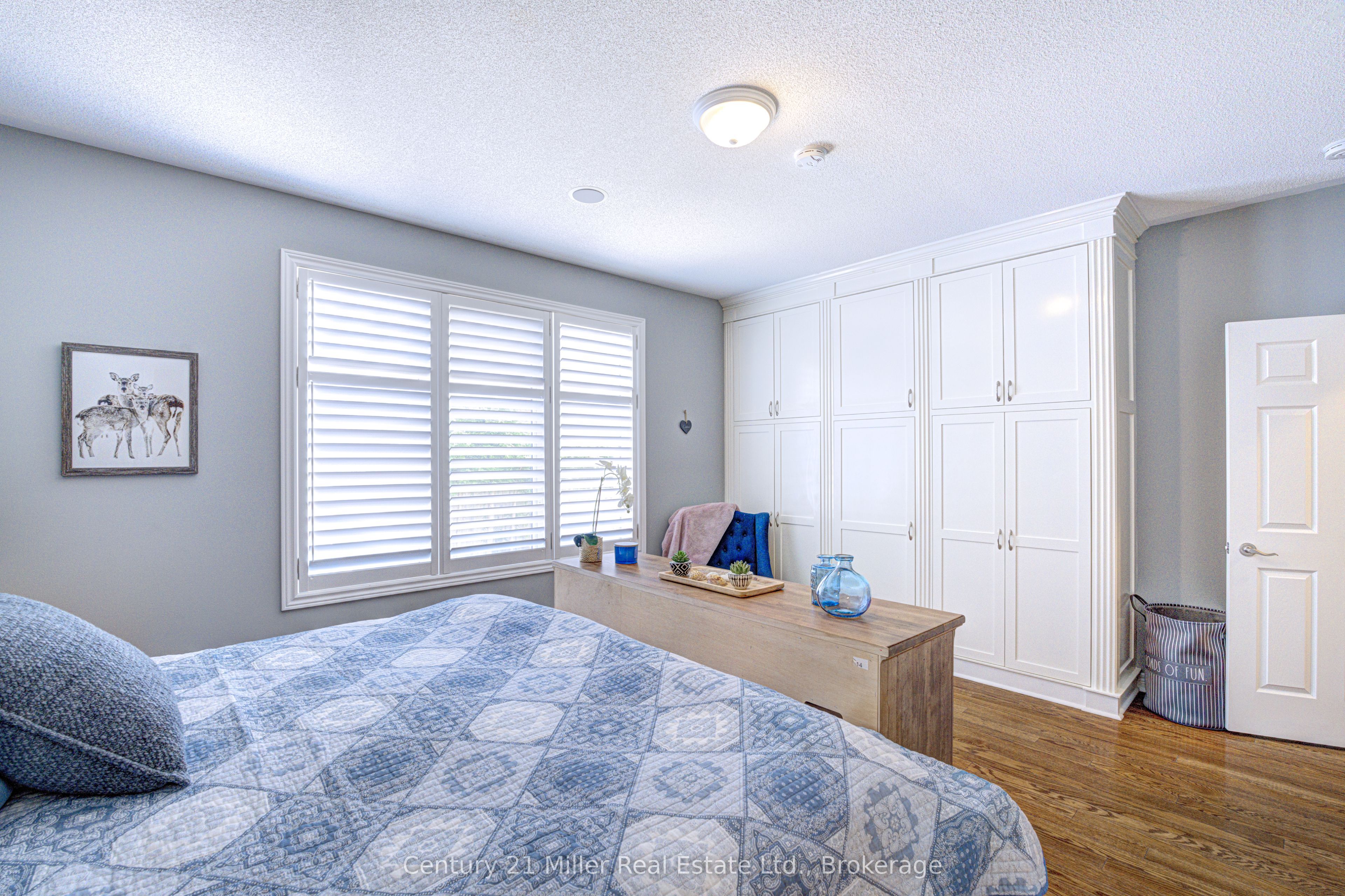 3202 Epworth Crescent Property Photo 16