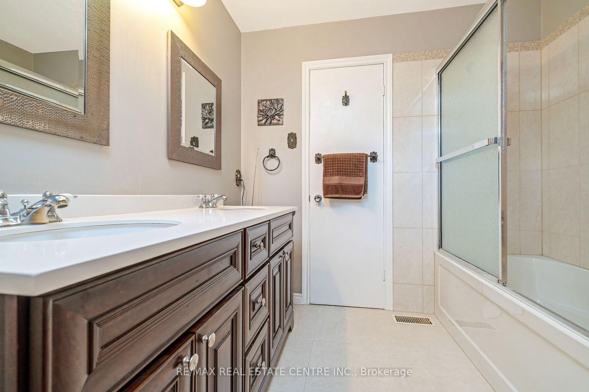391 Bell Street Property Photo 14