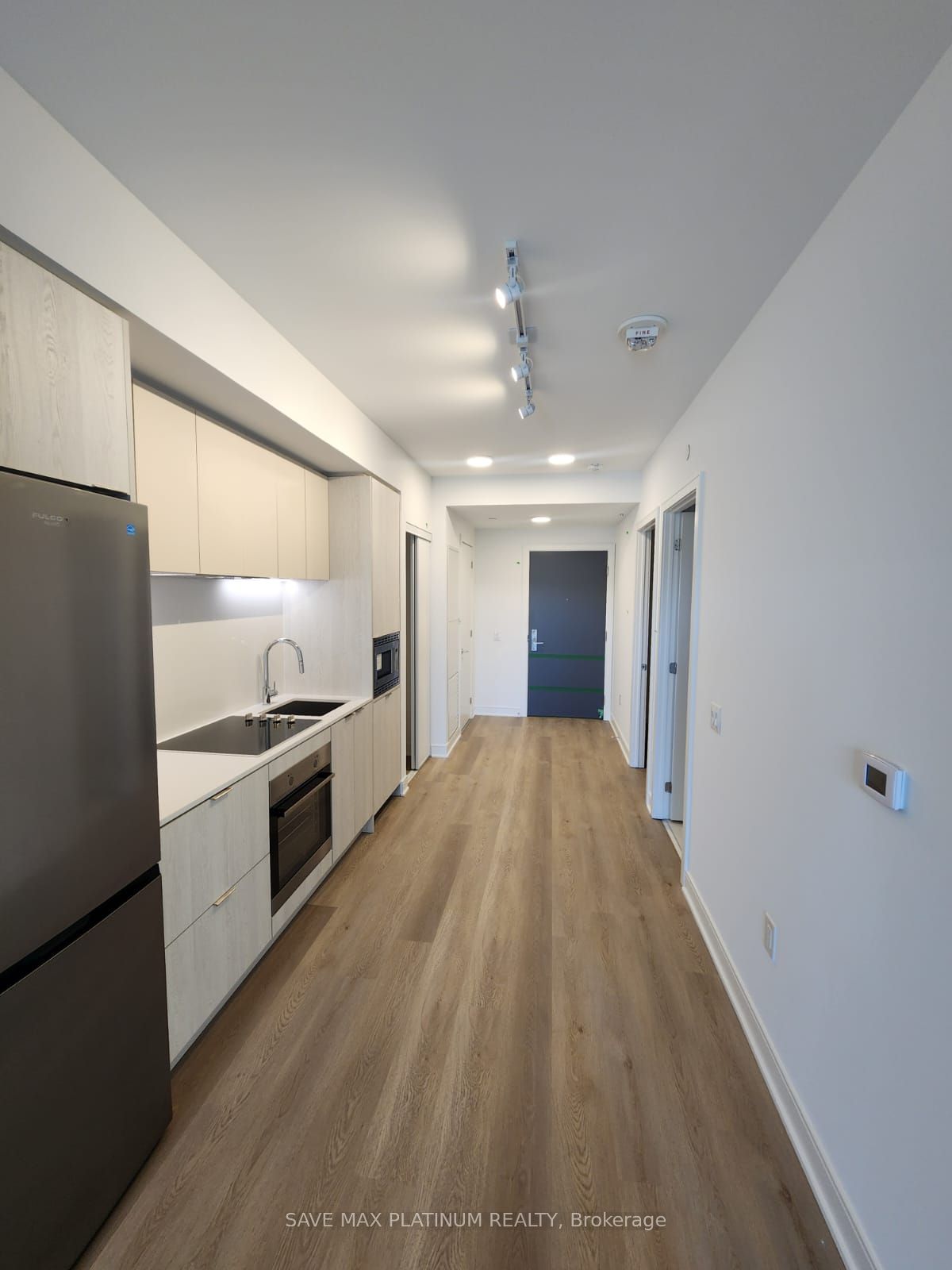 86 Dundas Street E 407 Property Photo 1