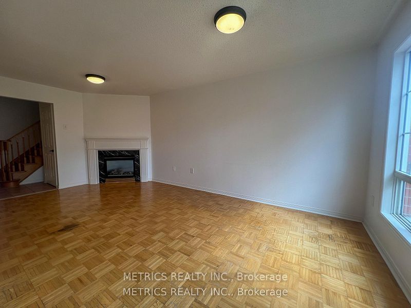55 Frank Johnston Road Property Photo 8