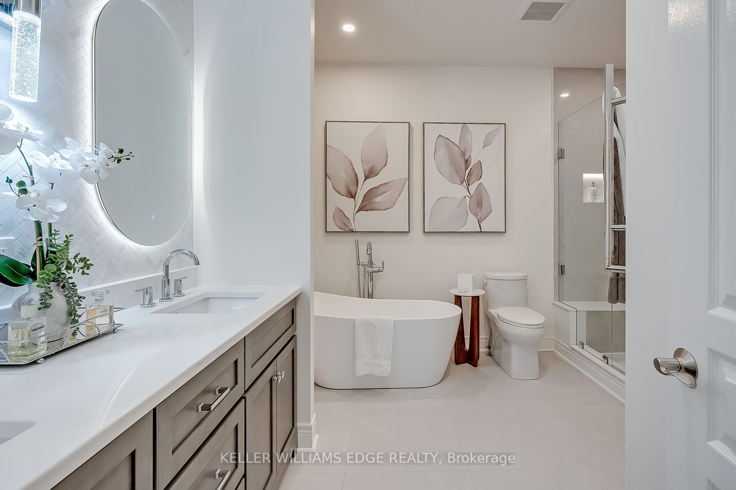 4285 Couples Crescent Property Photo 13