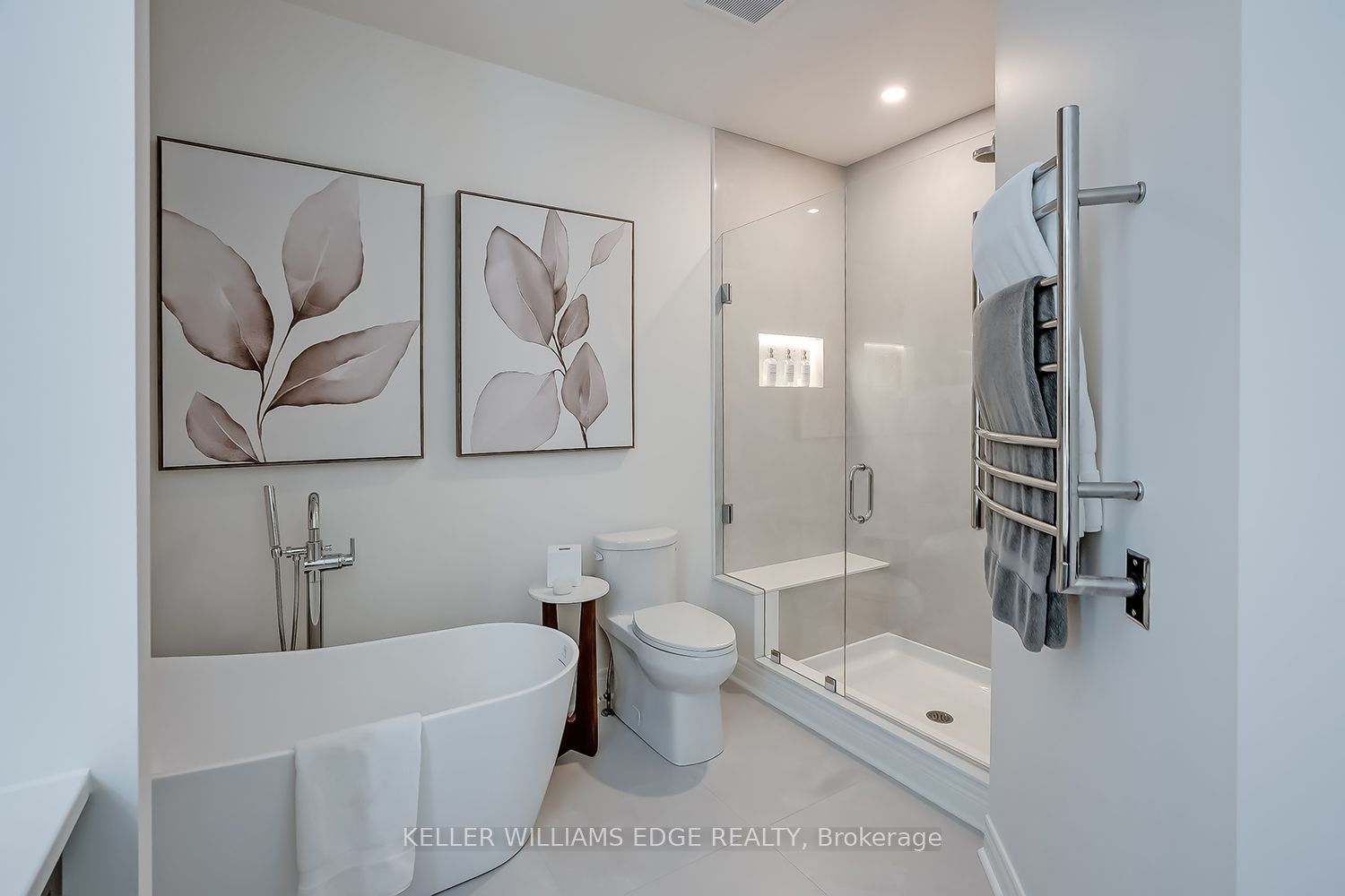 4285 Couples Crescent Property Photo 15