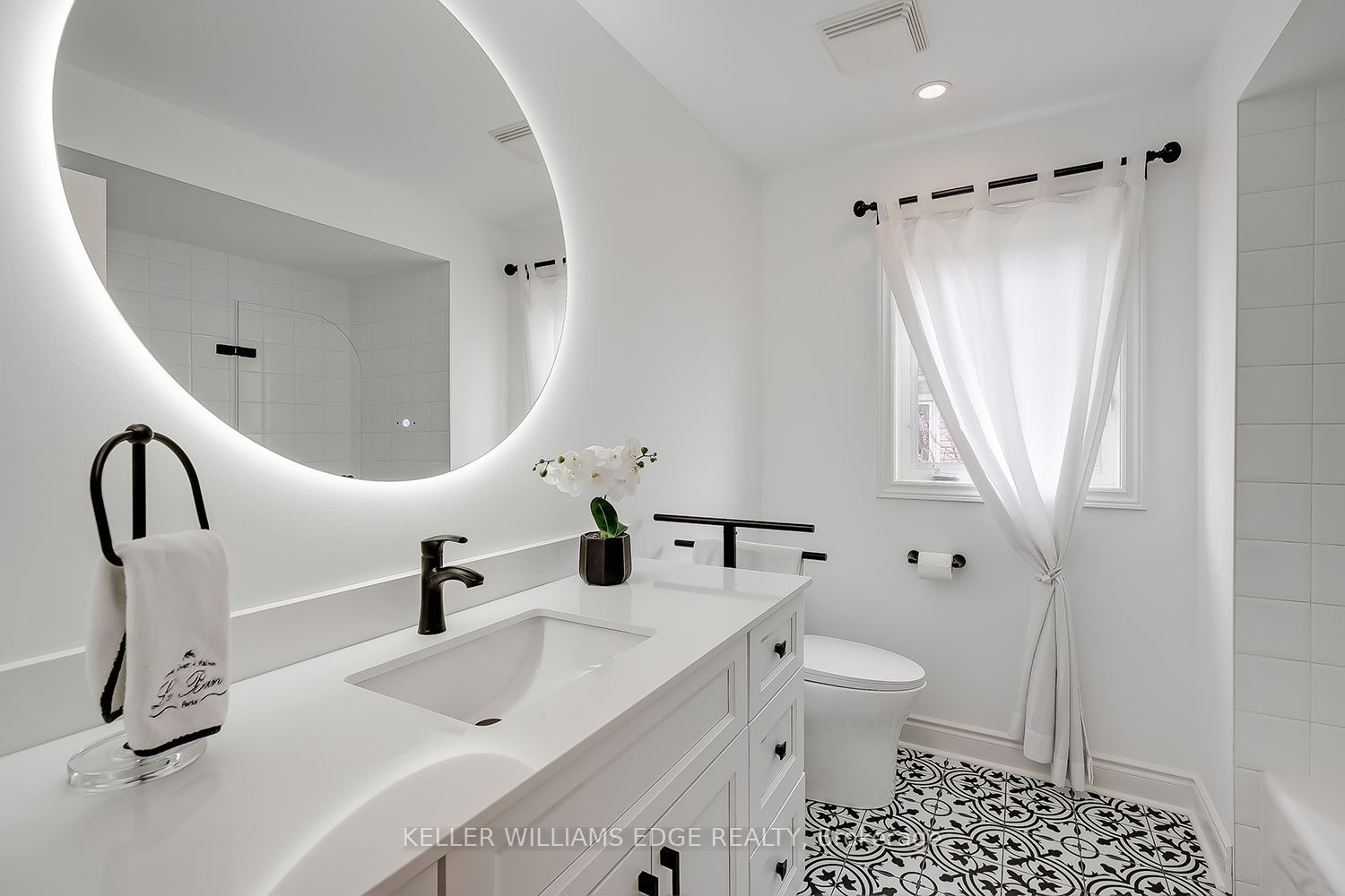 4285 Couples Crescent Property Photo 20