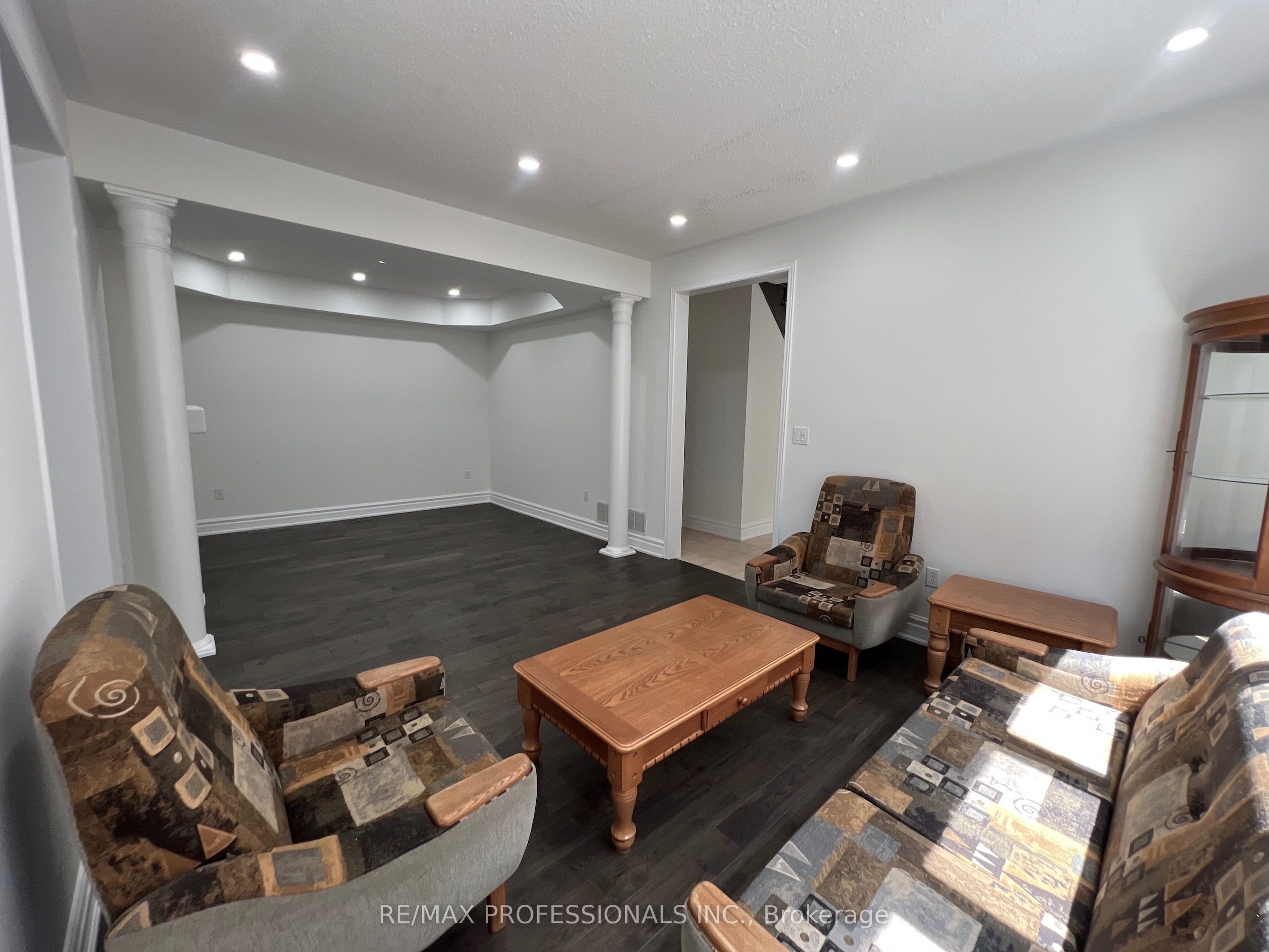3895 Henrietta Way Property Photo 20