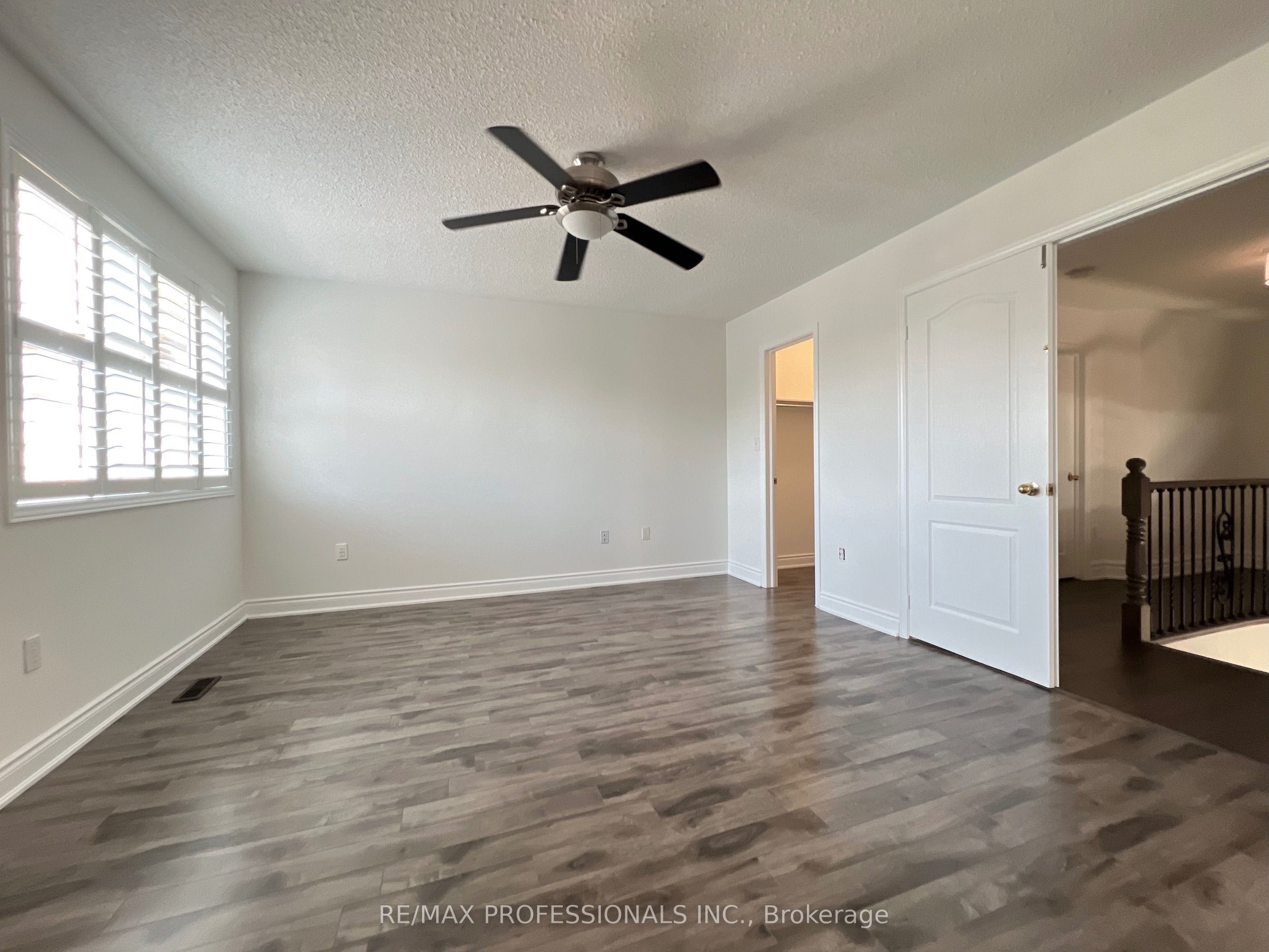 3895 Henrietta Way Property Photo 26