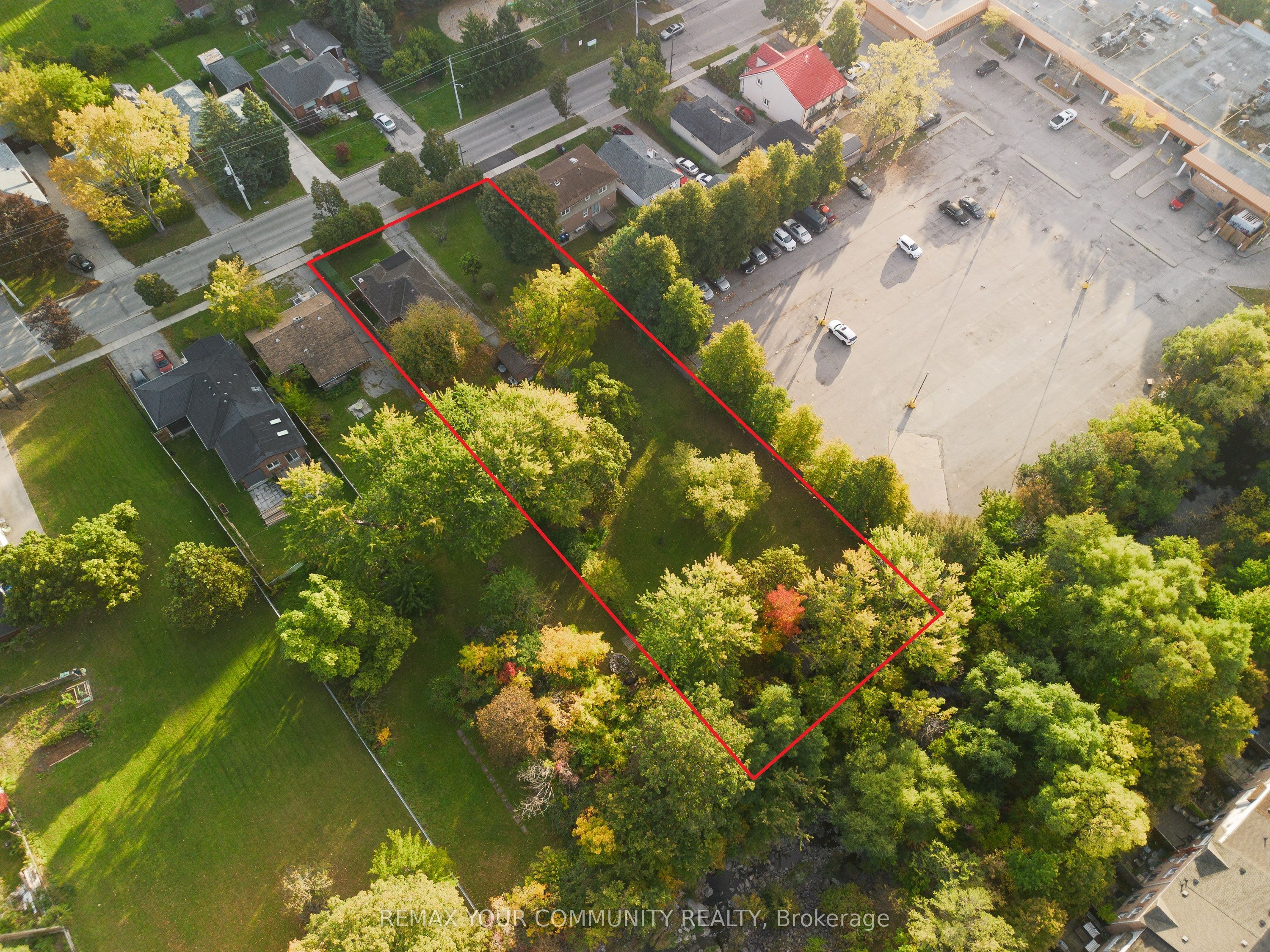 3052 Parkerhill Road Property Photo 6