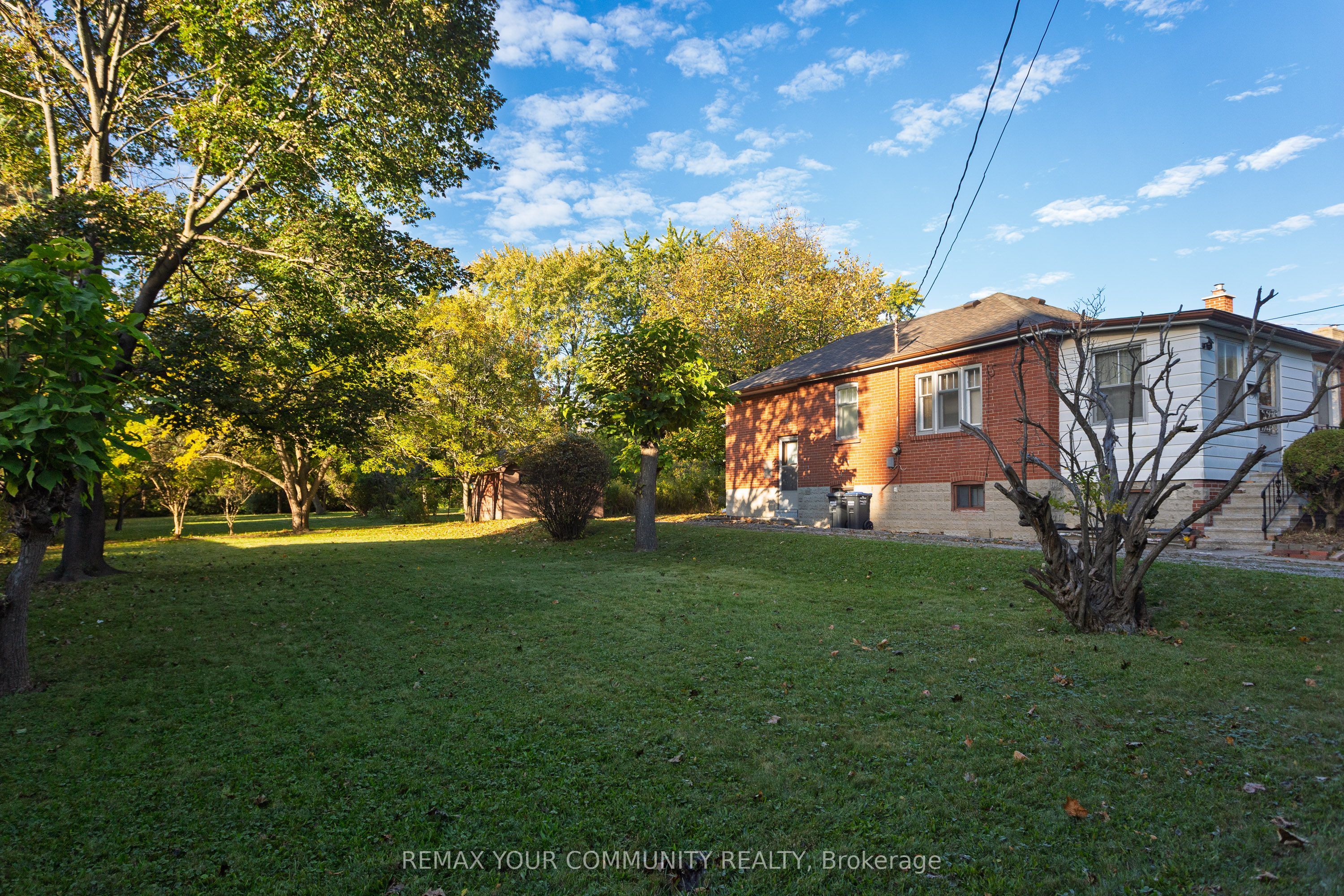 3052 Parkerhill Road Property Photo 11