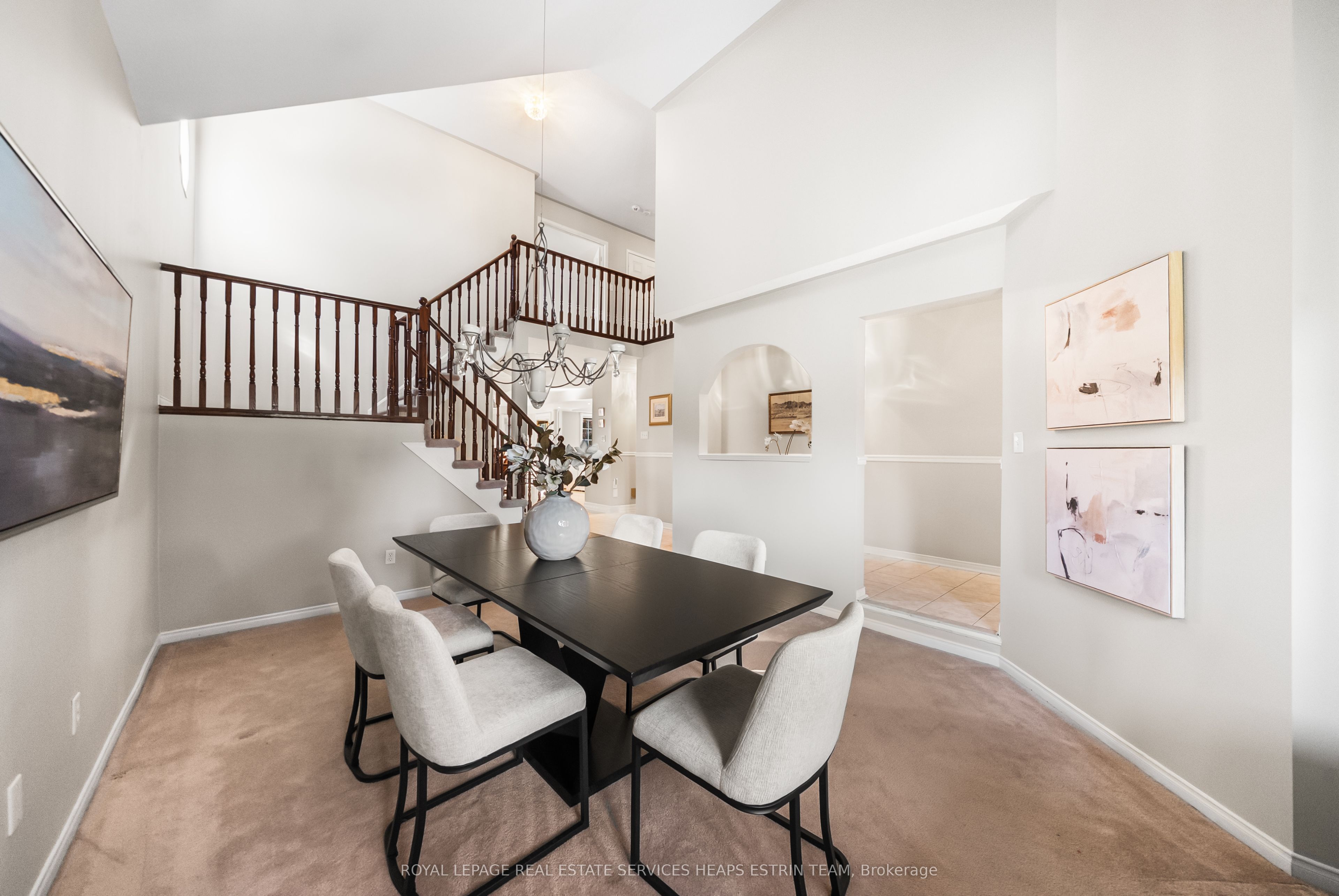 5851 Cornell Crescent Property Photo 12