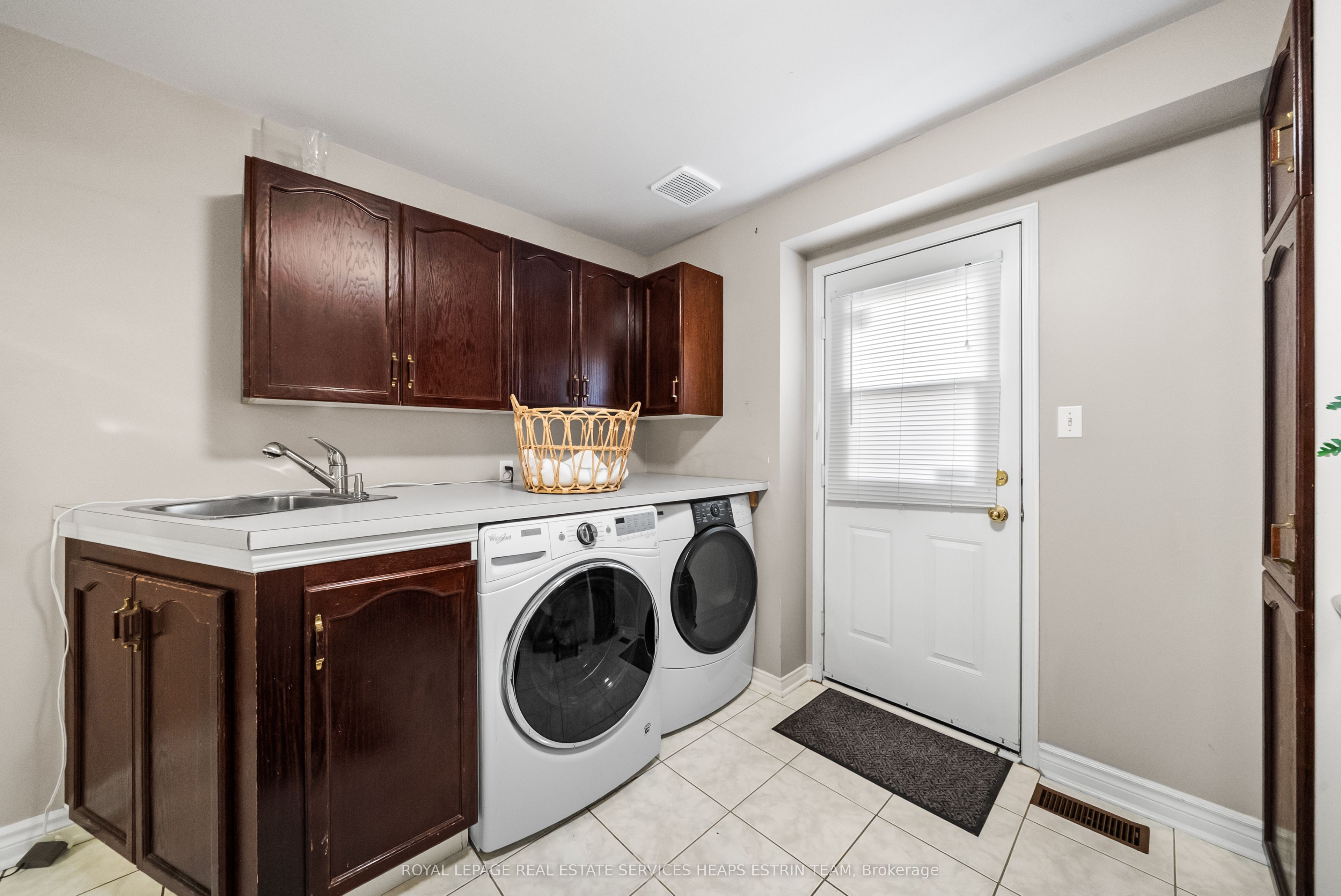 5851 Cornell Crescent Property Photo 26