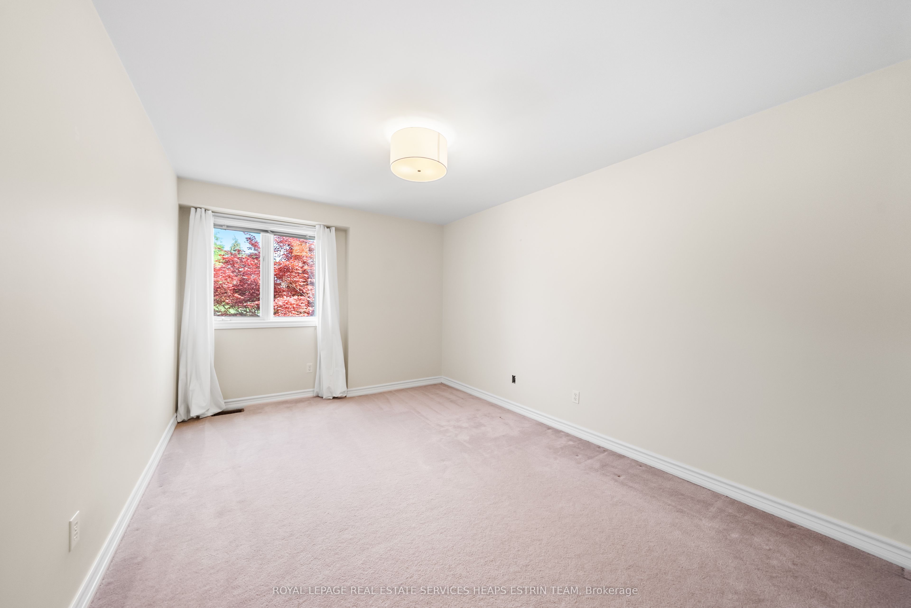 5851 Cornell Crescent Property Photo 38