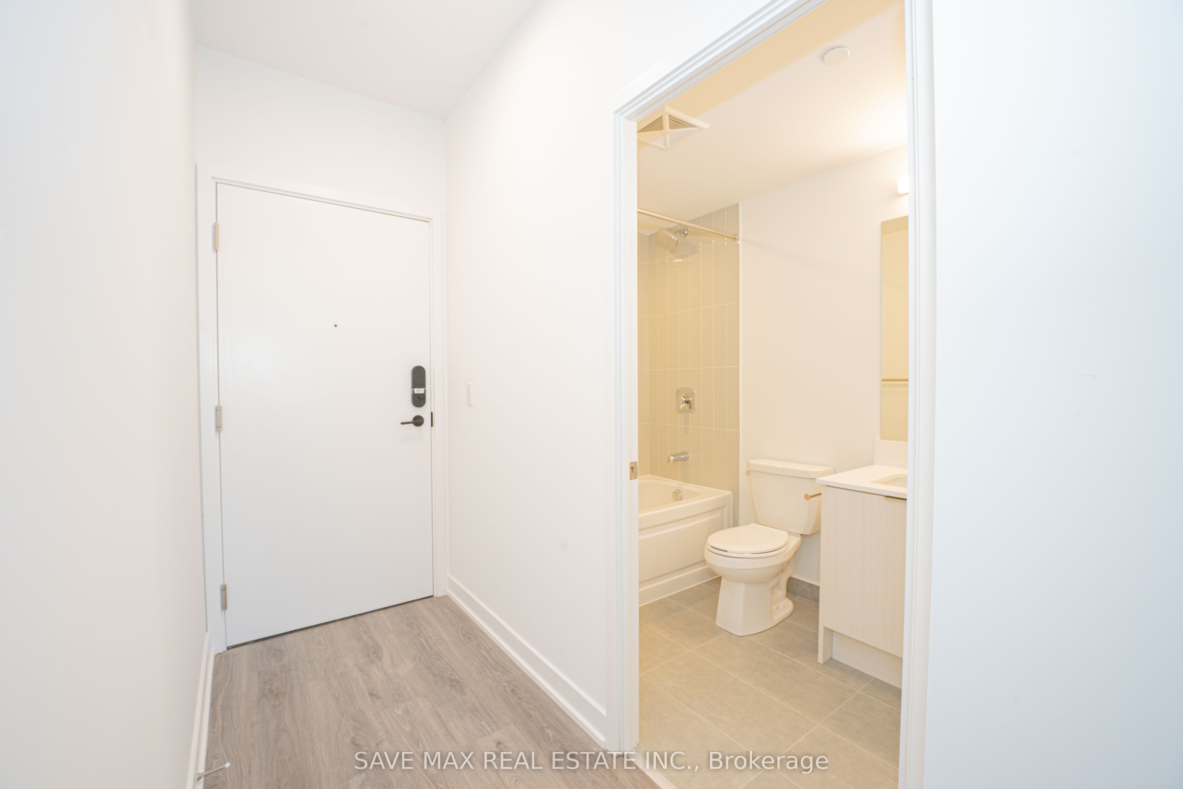 225 Malta Avenue 421 Property Photo 5