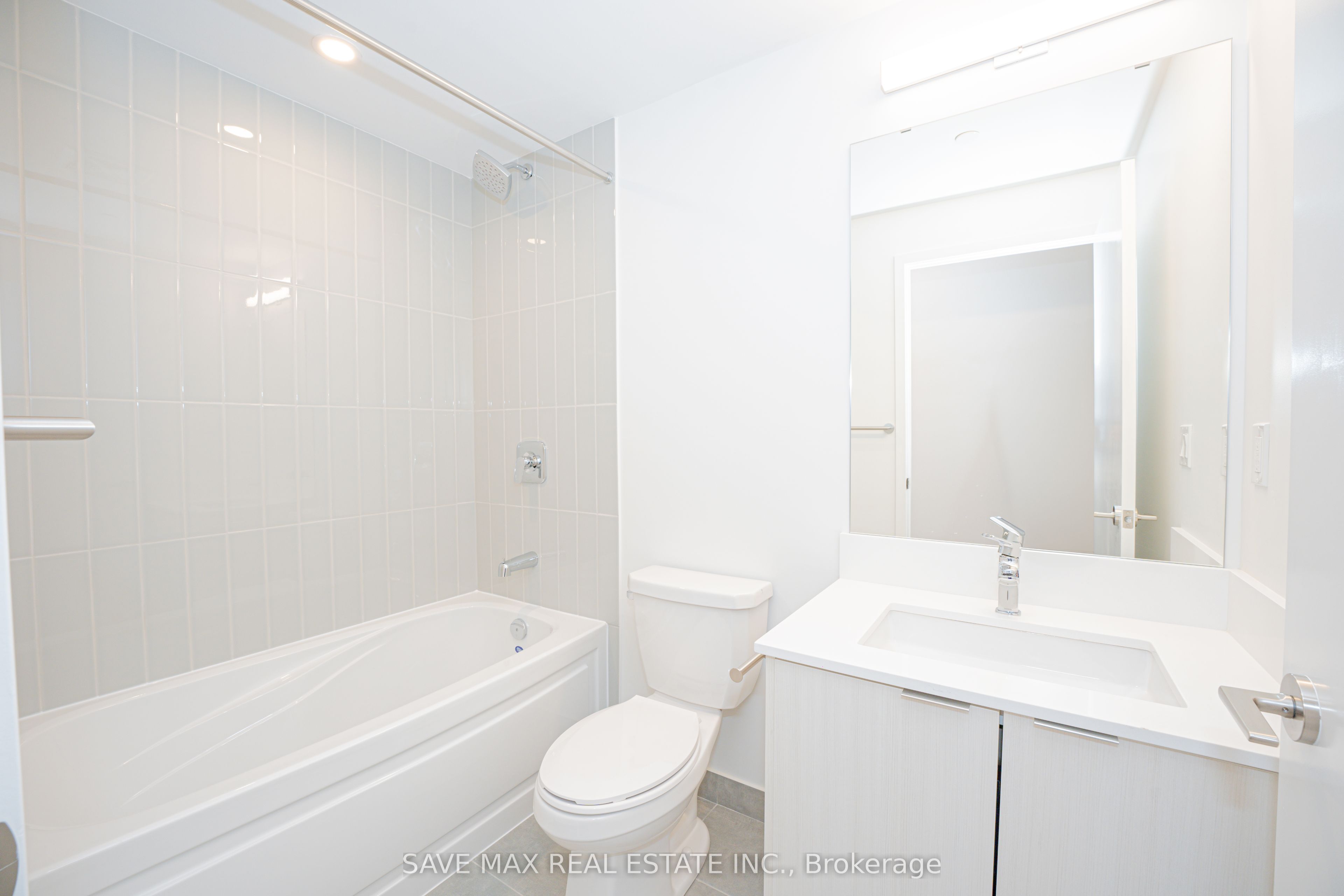 225 Malta Avenue 421 Property Photo 14