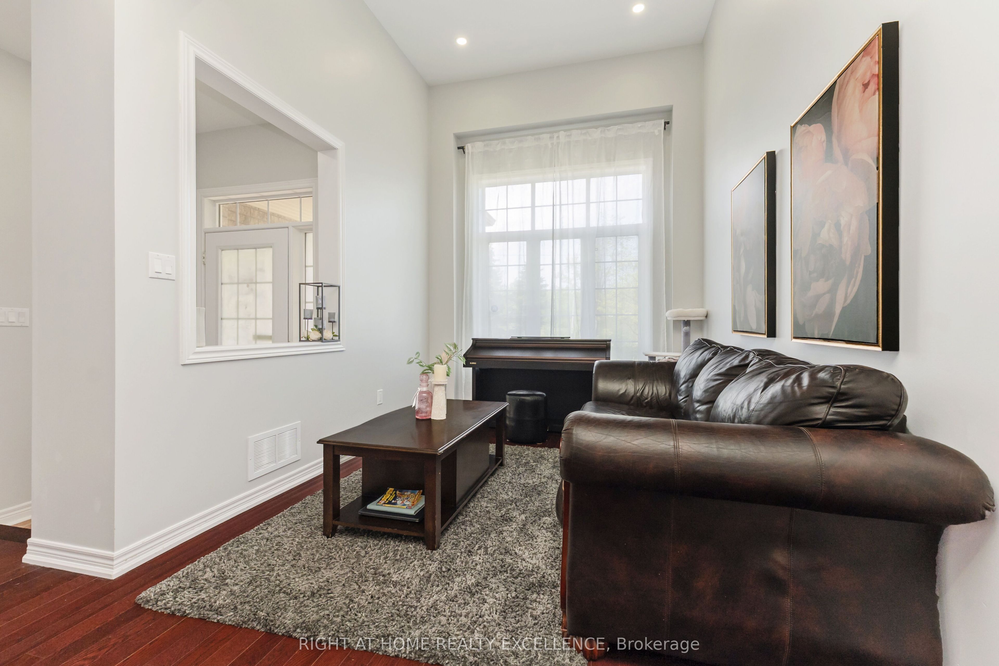 17 Keeleview Crescent Property Photo 7