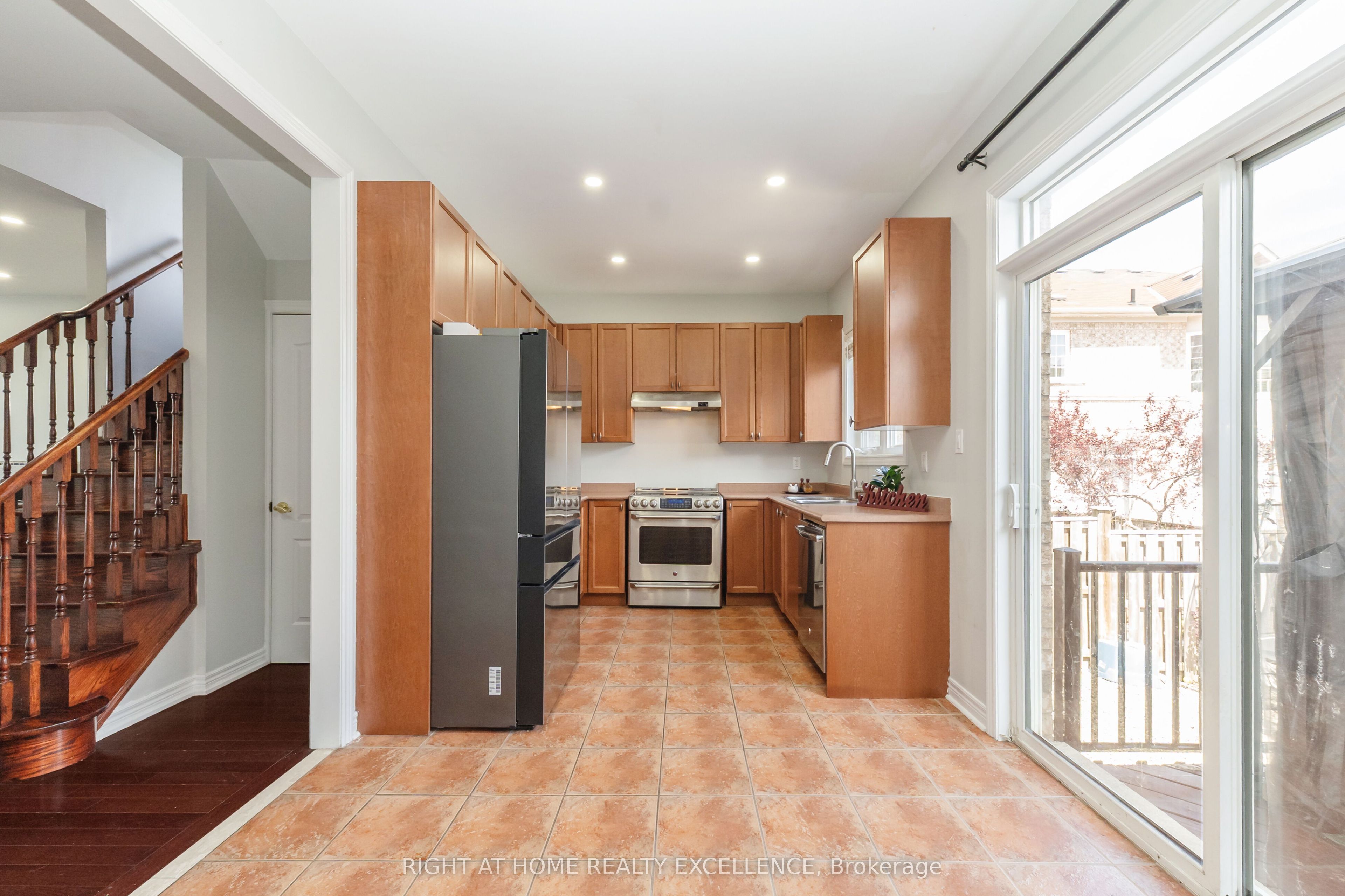 17 Keeleview Crescent Property Photo 13