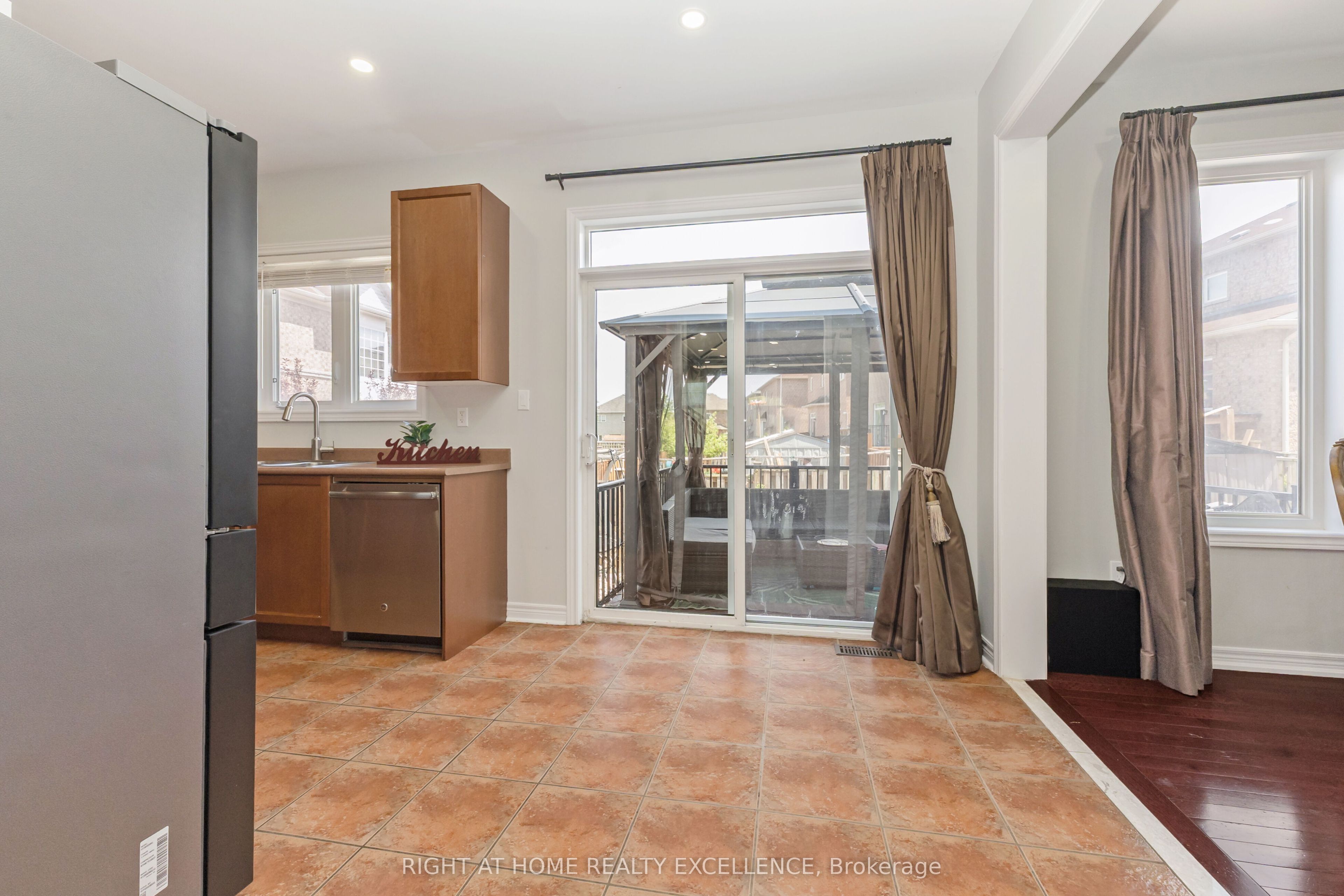 17 Keeleview Crescent Property Photo 14