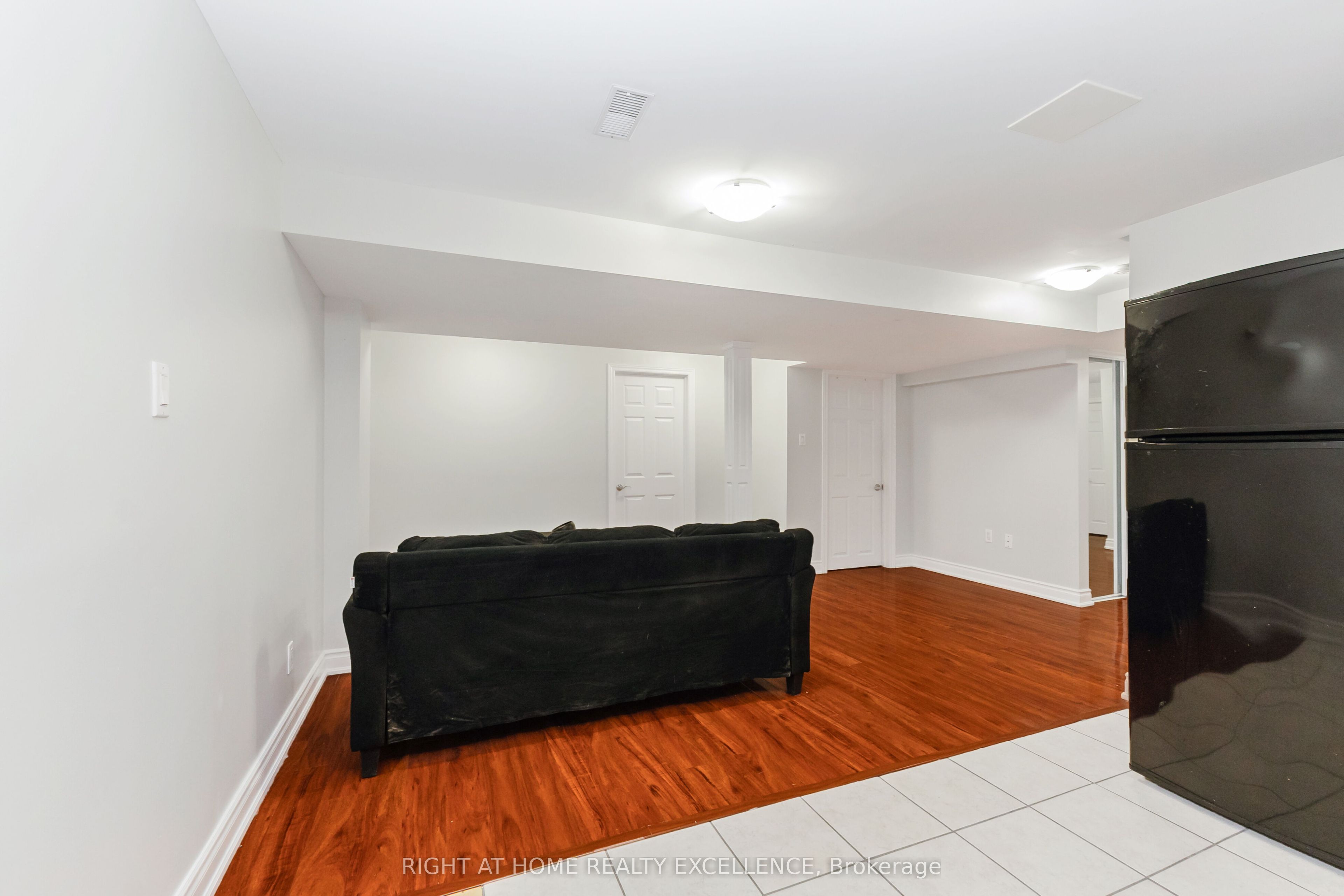 17 Keeleview Crescent Property Photo 37