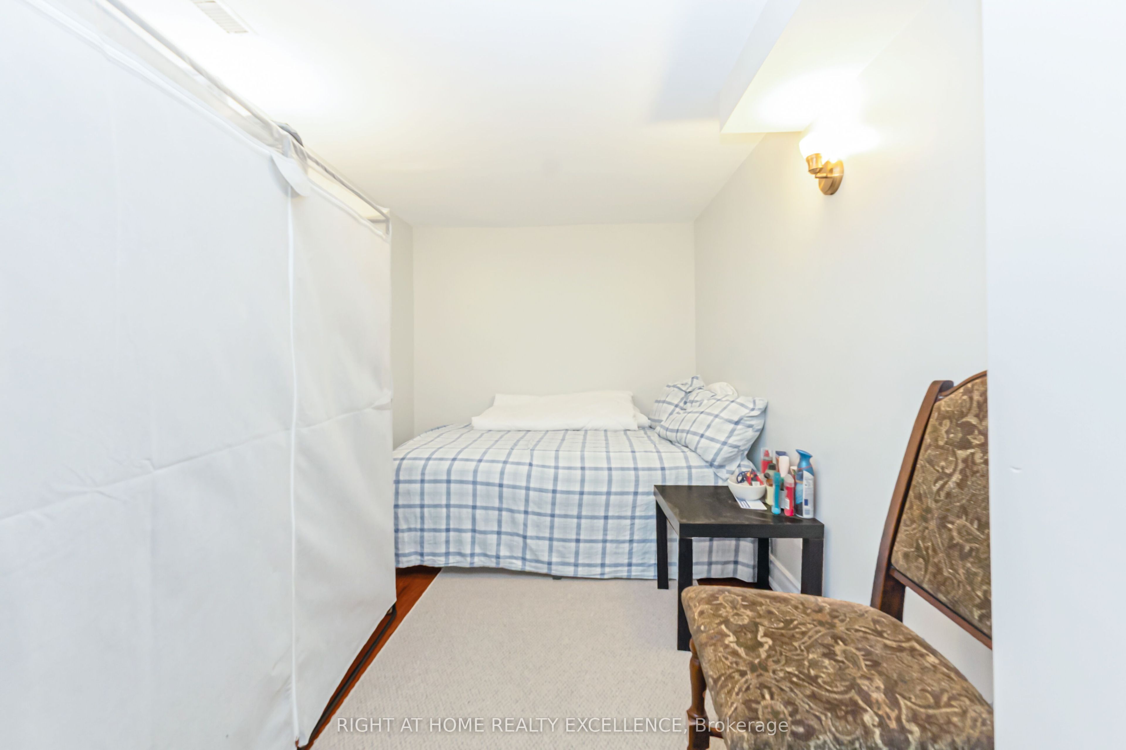17 Keeleview Crescent Property Photo 40