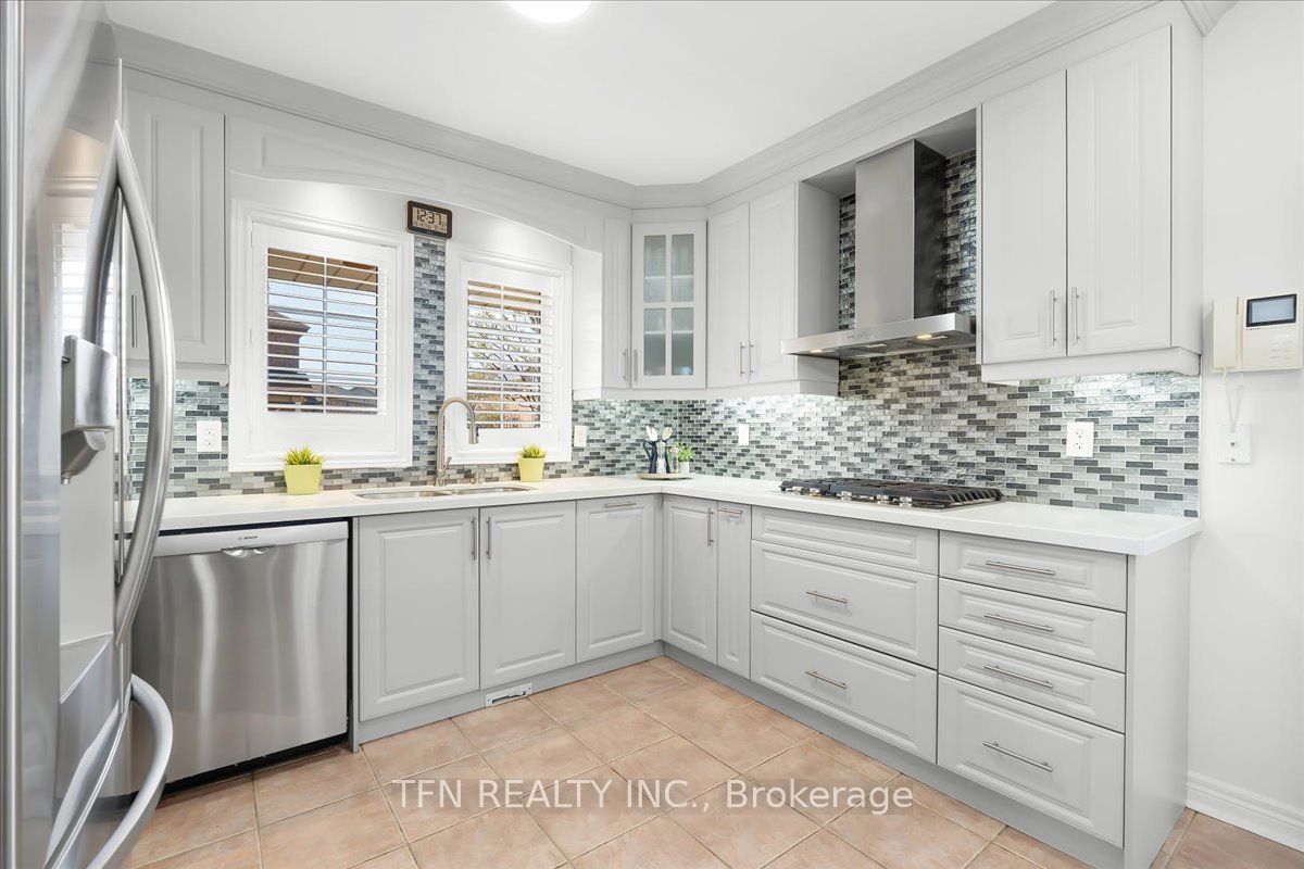70 Sewells Lane Property Photo 3